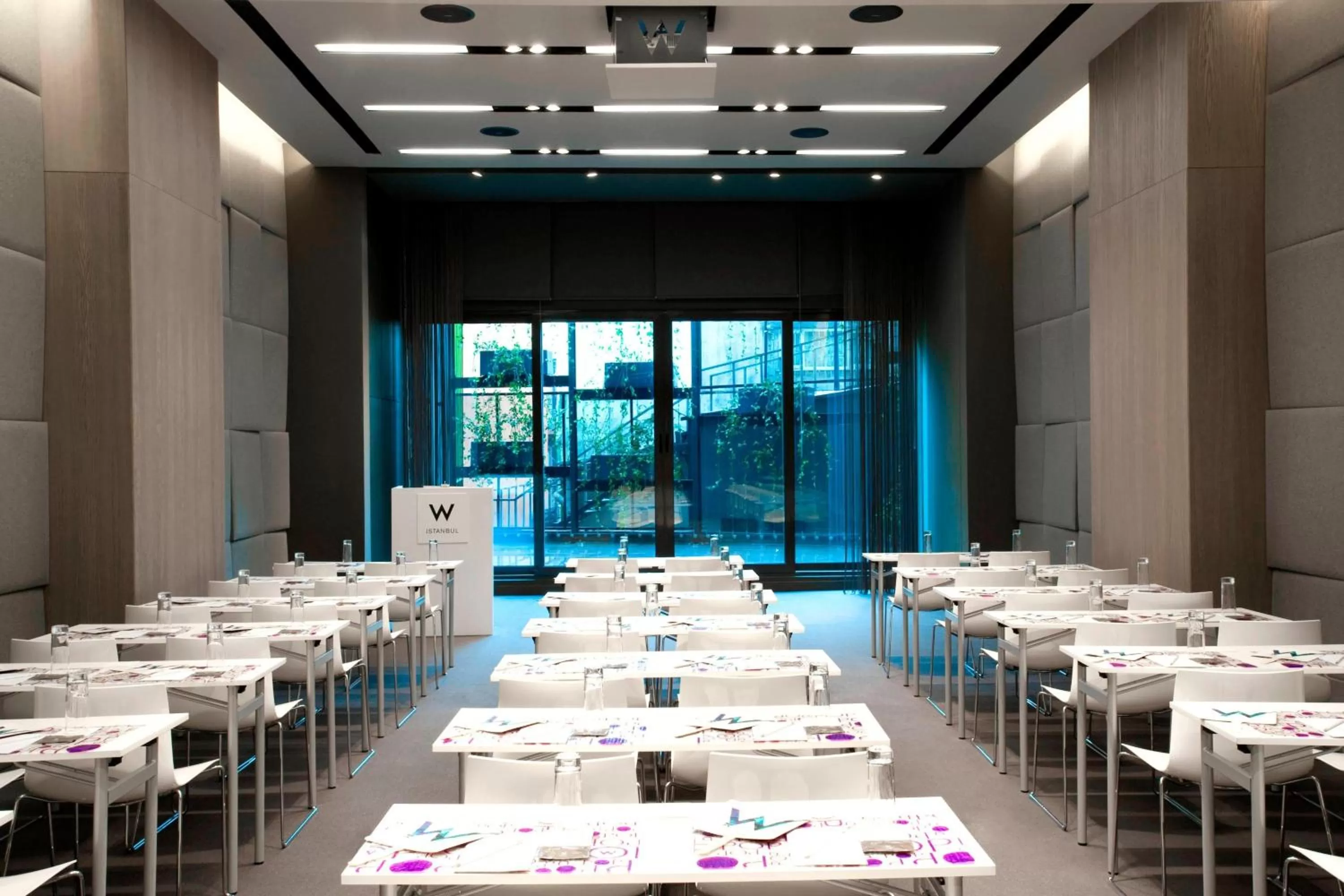 Meeting/conference room in W Istanbul