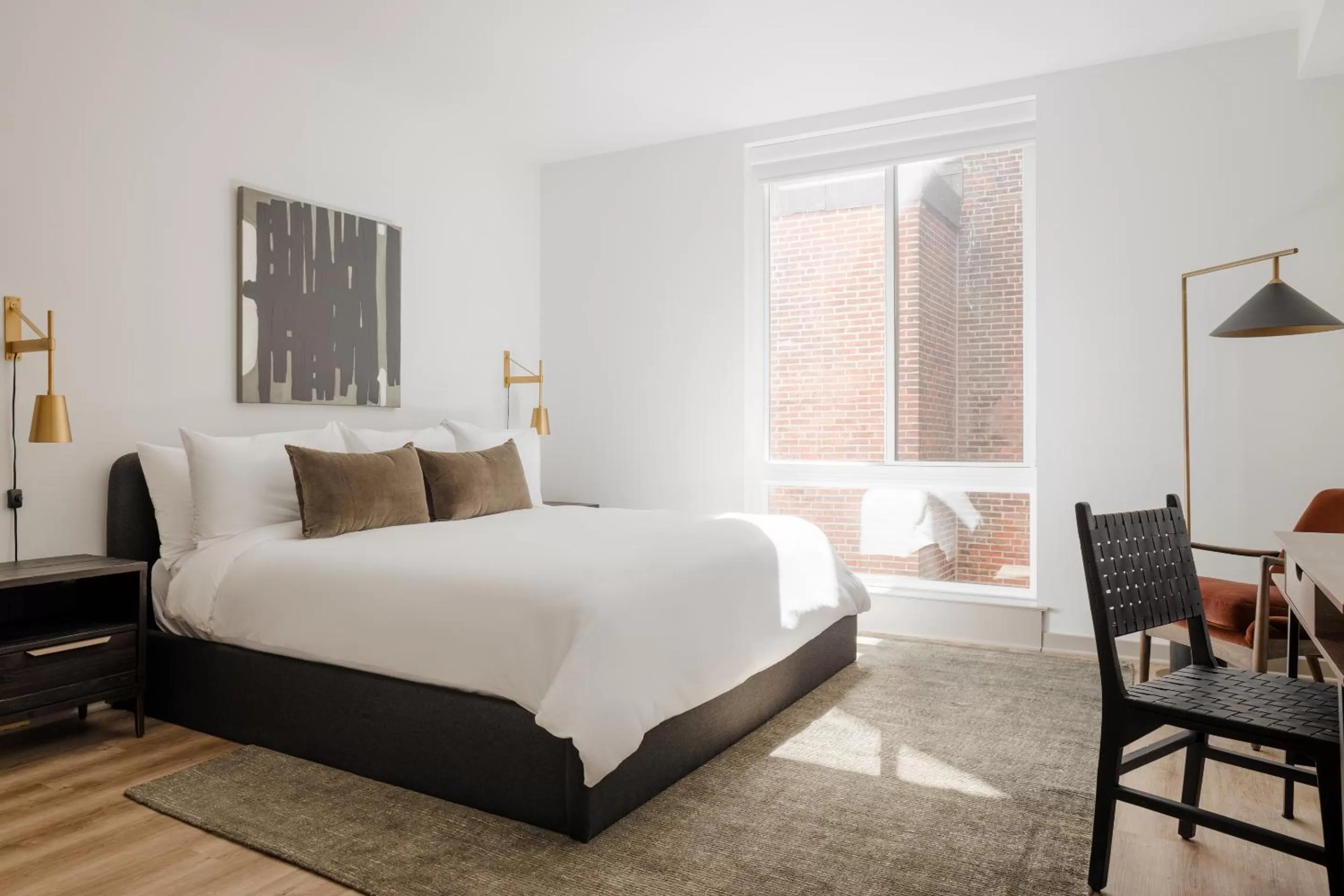 Bed in Sonder The Sloan