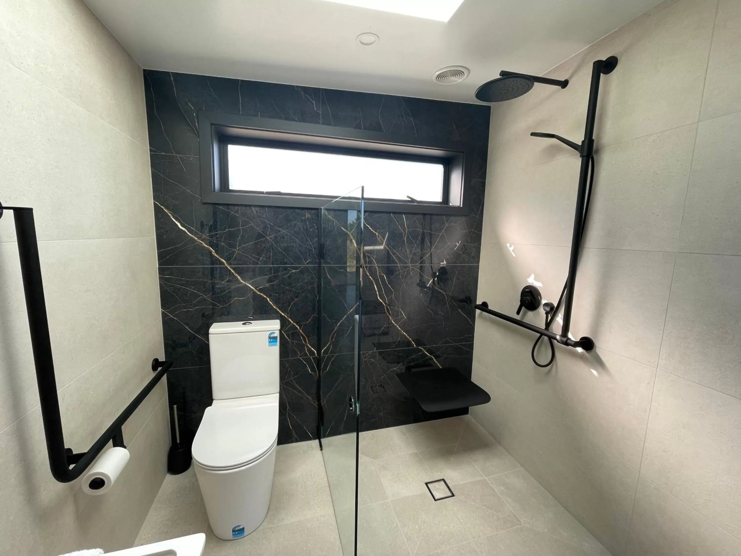 Bathroom in Ngā Whare Mānatu