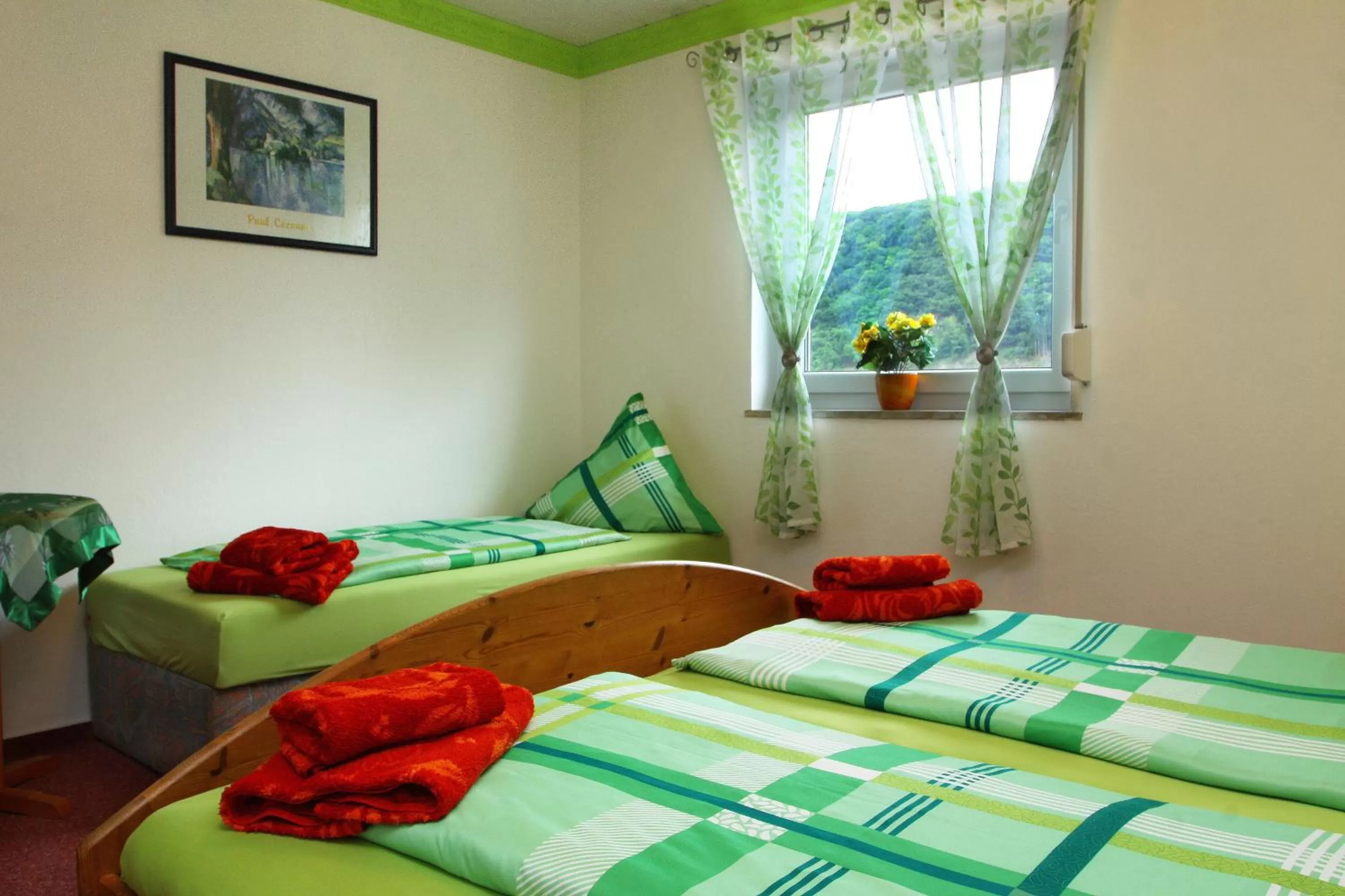 Bed in Hotel im Rheintal