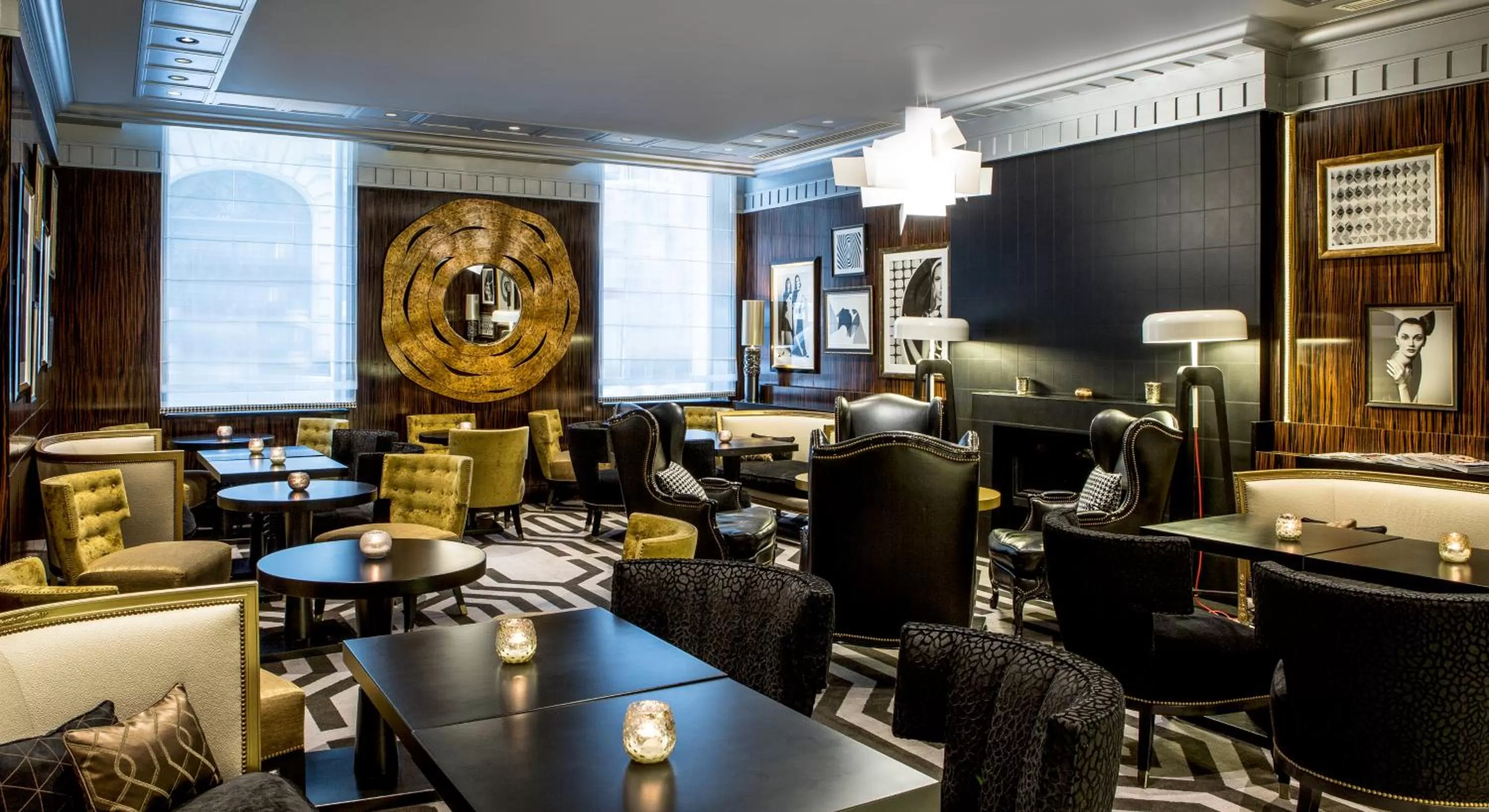 Lounge or bar in Sofitel Paris Le Faubourg