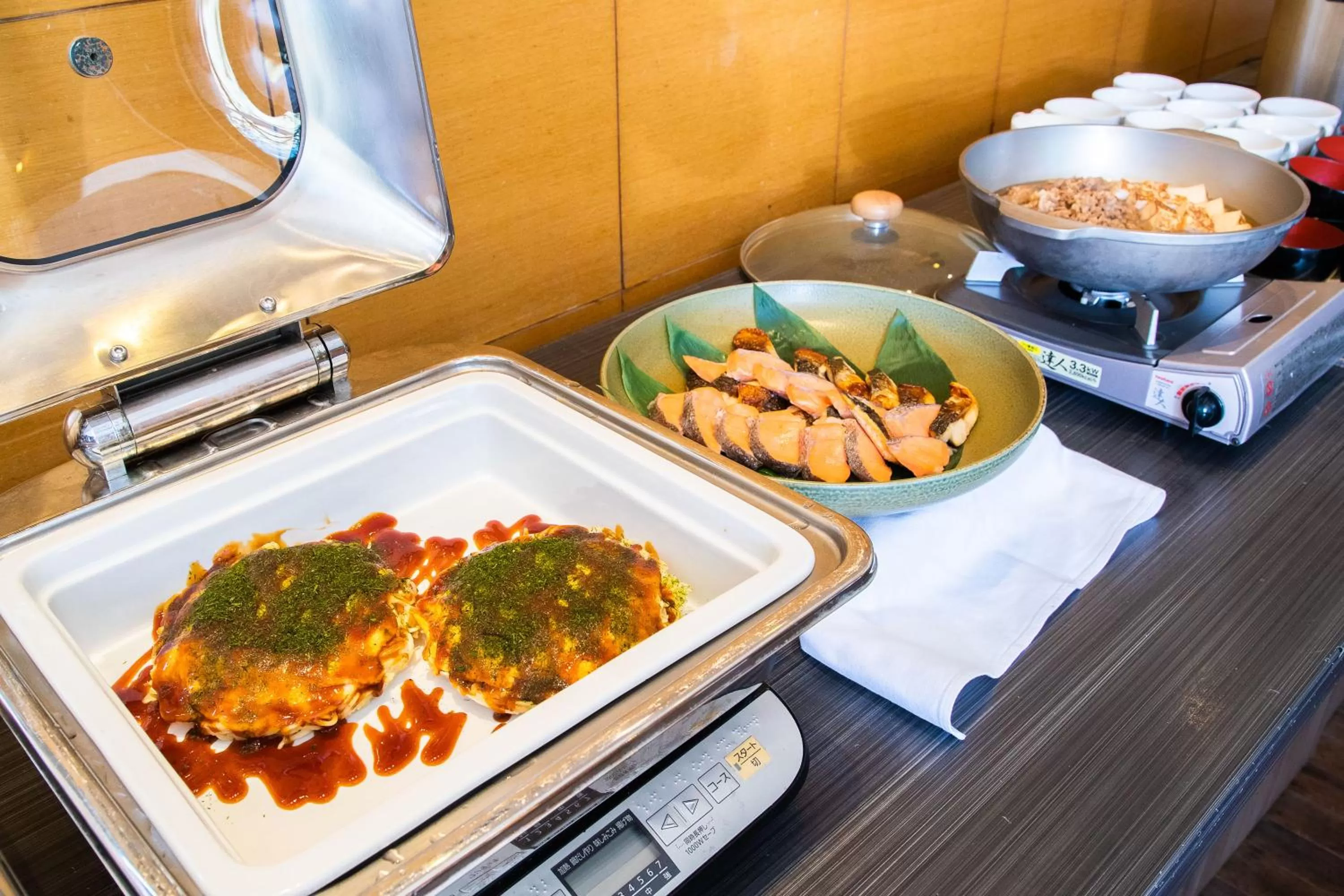 Restaurant/places to eat in The Royal Park Hotel Hiroshima Riverside