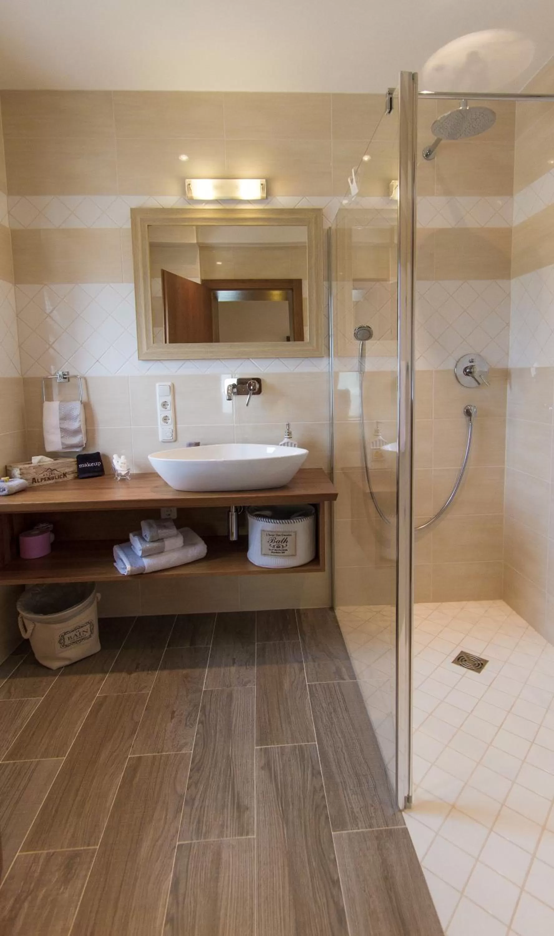 Photo of the whole room in Hotel Alpenblick