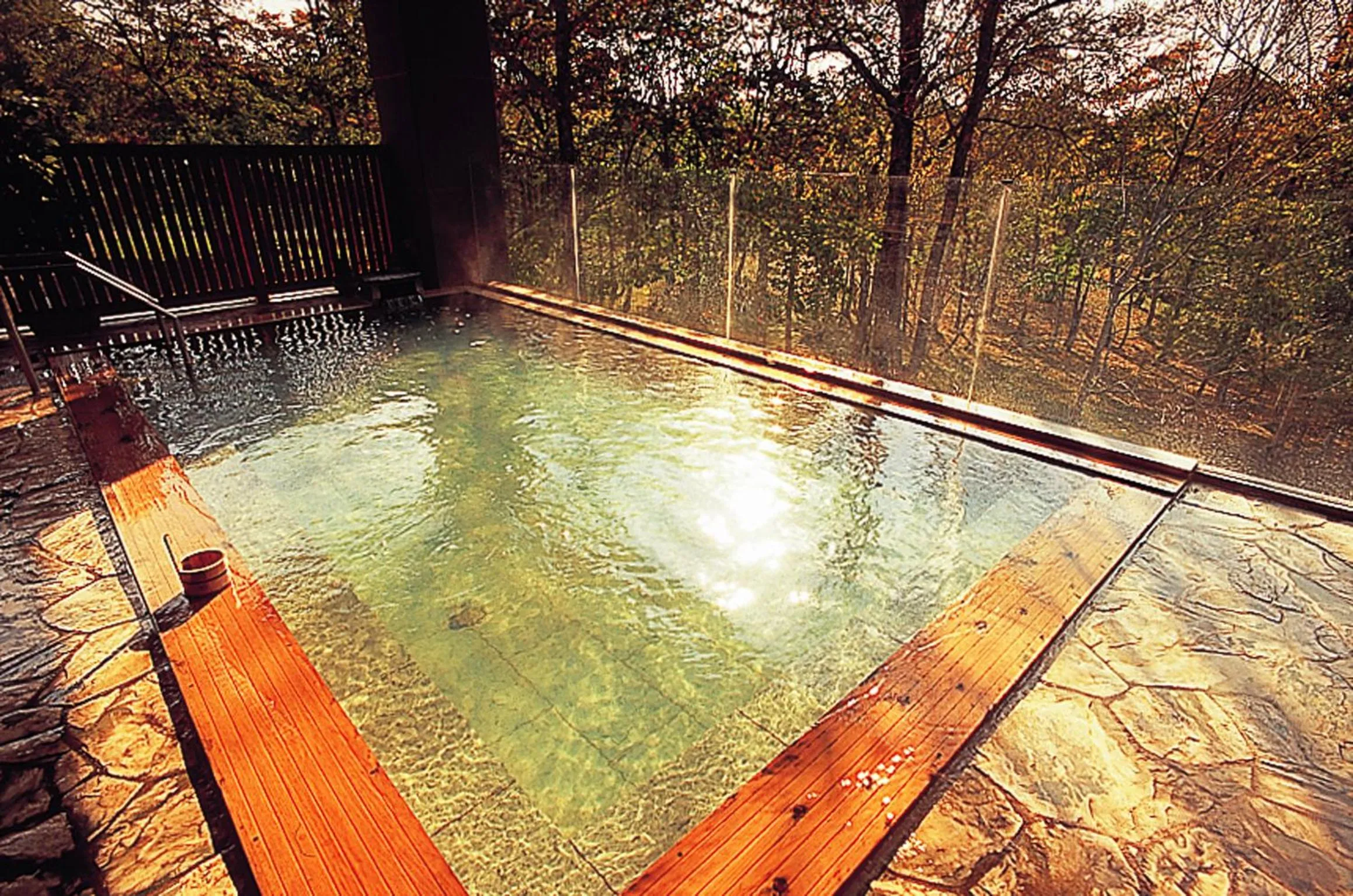 Hot Spring Bath in Hotel Kanronomori