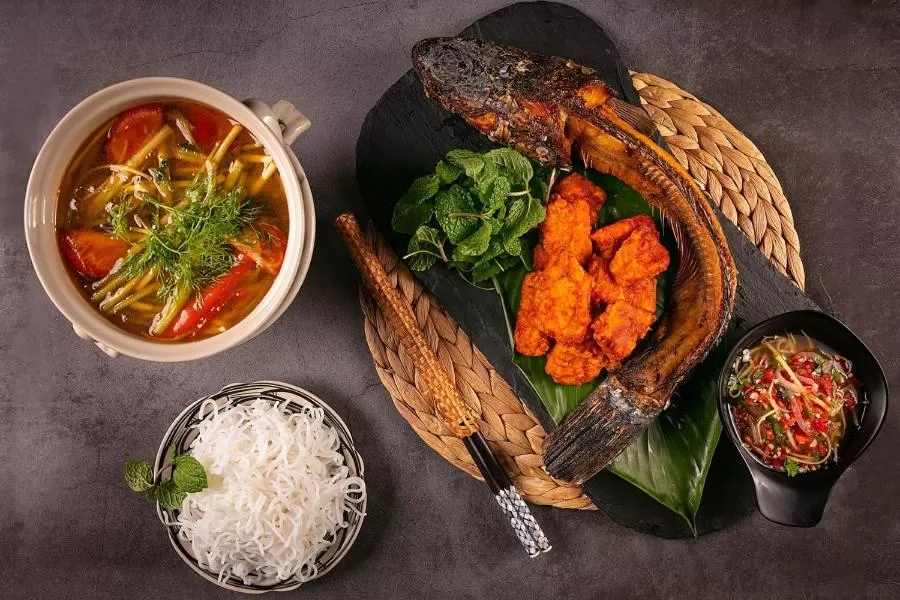 Food in JM Marvel Hotel & Spa