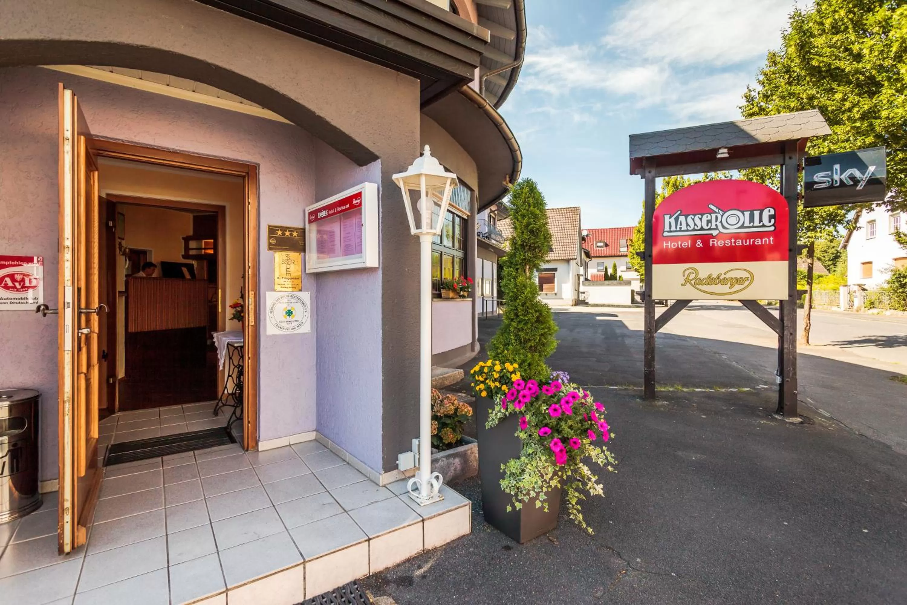 Facade/entrance in Hotel Kasserolle