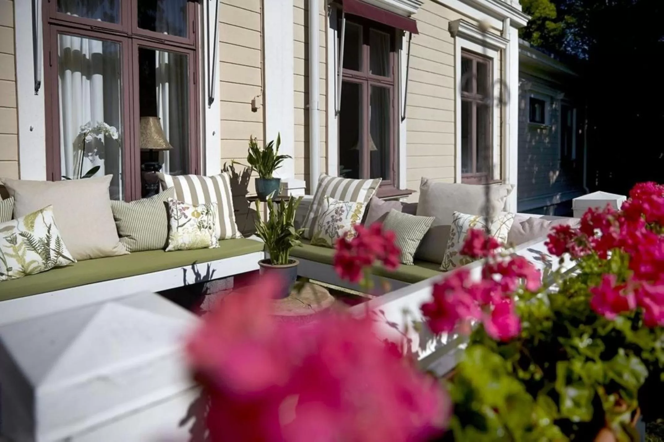 Patio in Karstorp Säteri – Hotell och Konferens