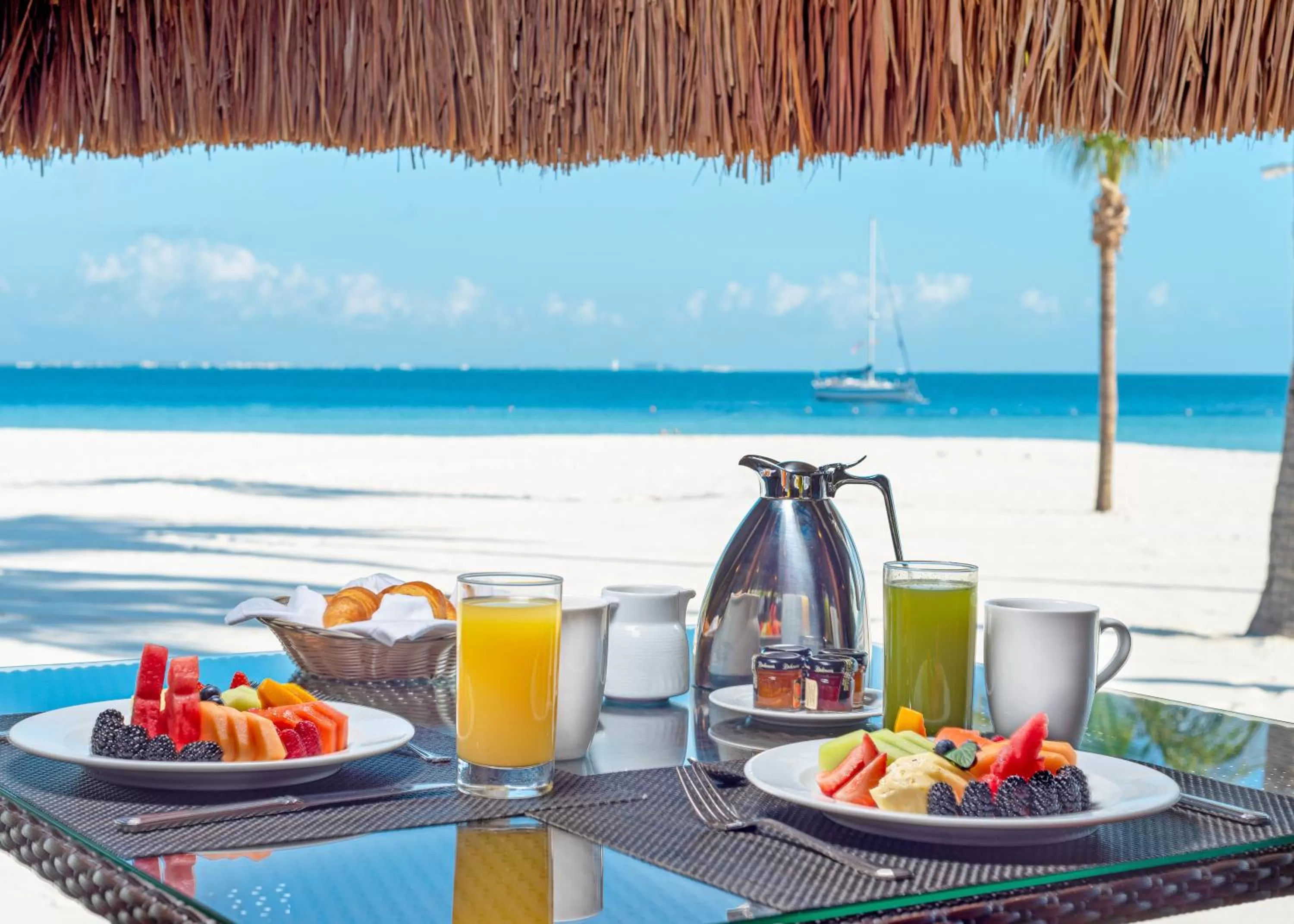 Breakfast in Presidente InterContinental Cancun Resort