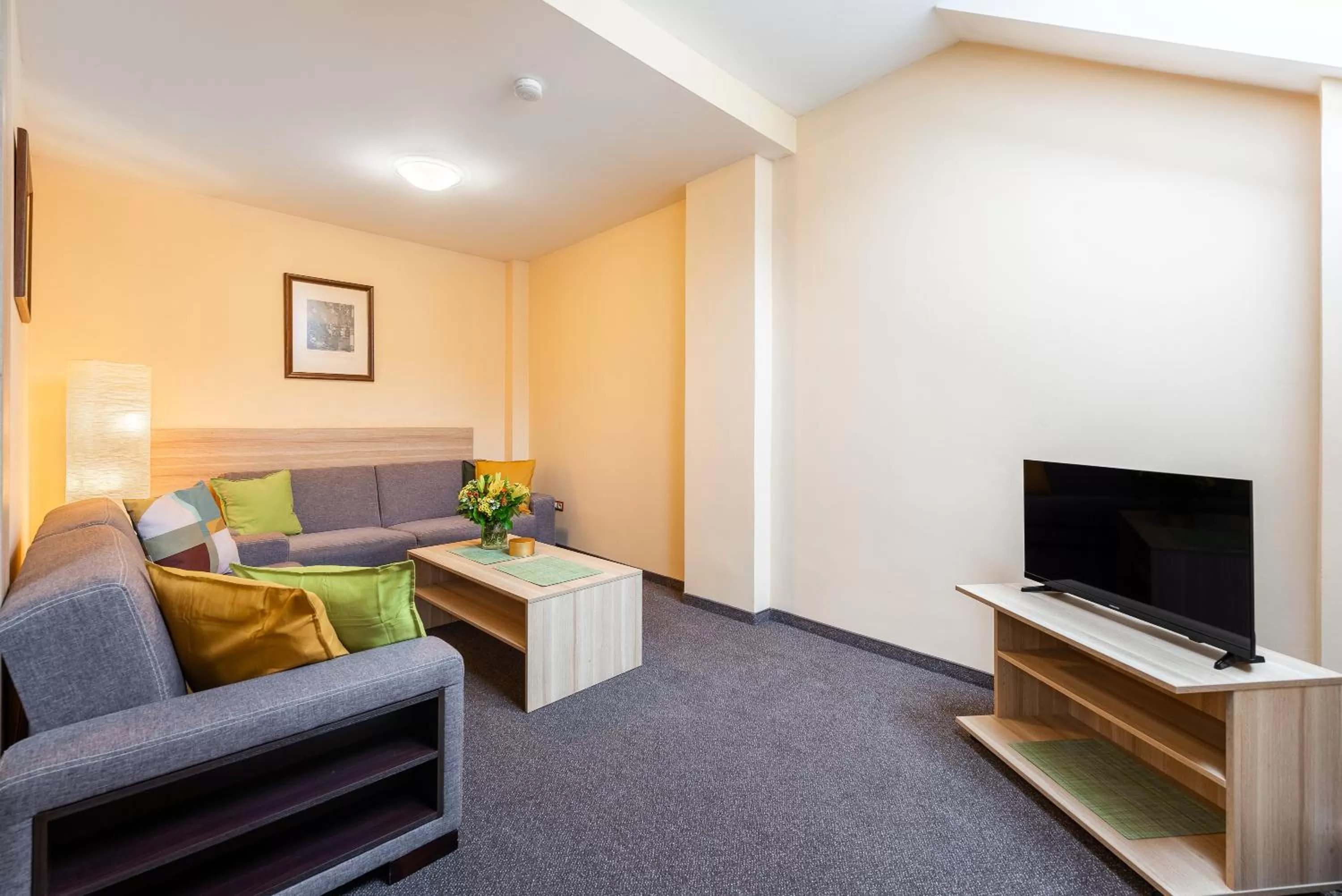 Restaurant/places to eat in Hotel Libero