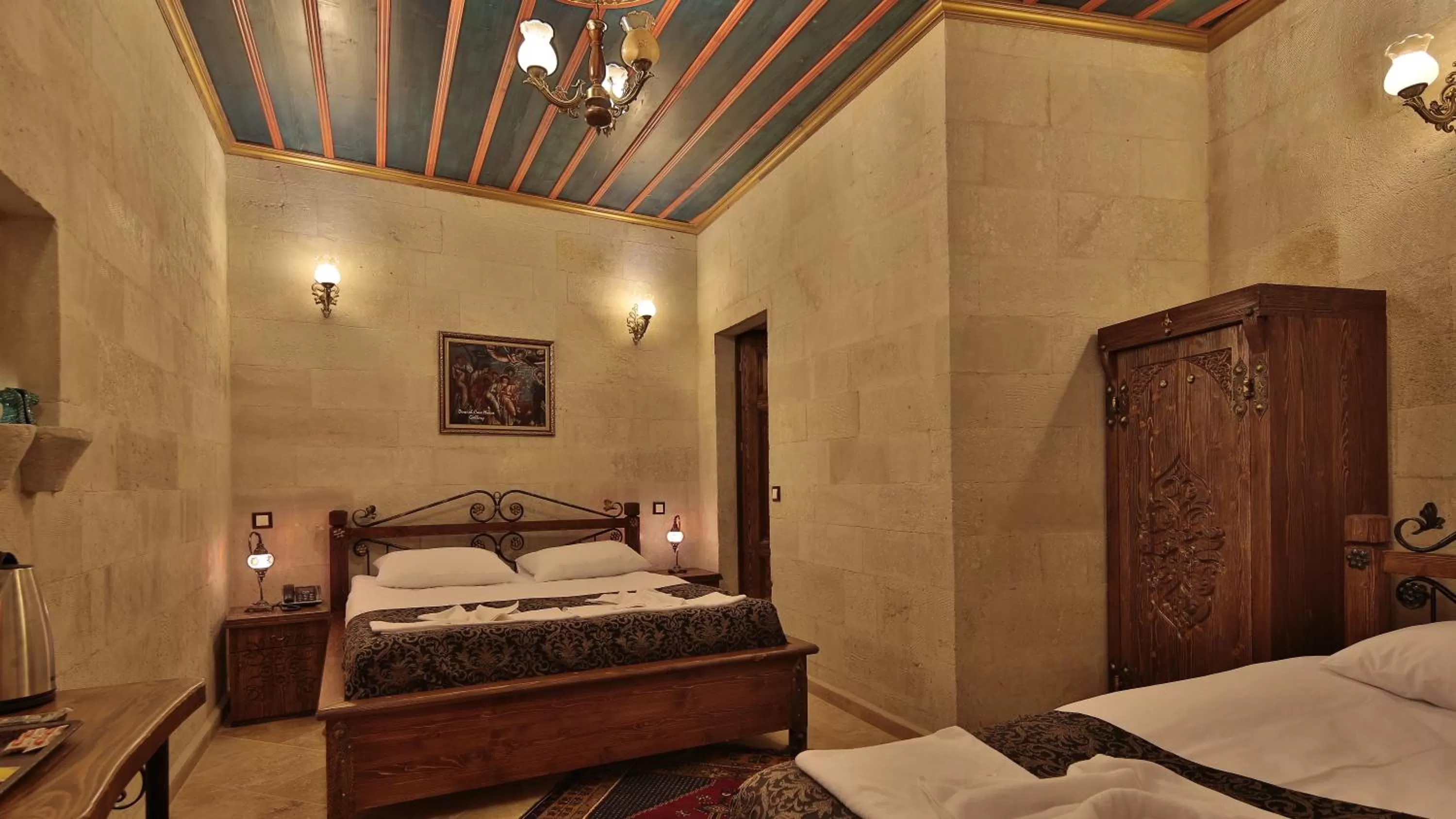 Photo of the whole room, Bed in Cappadocia Cave Land Hotel