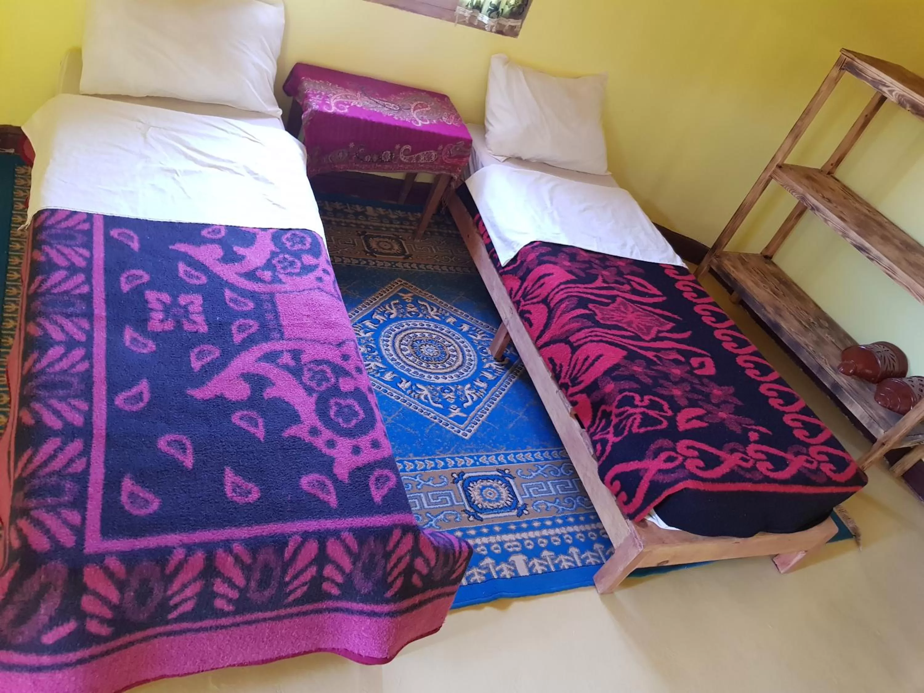 Bed in ecolodge bivouac des aigles