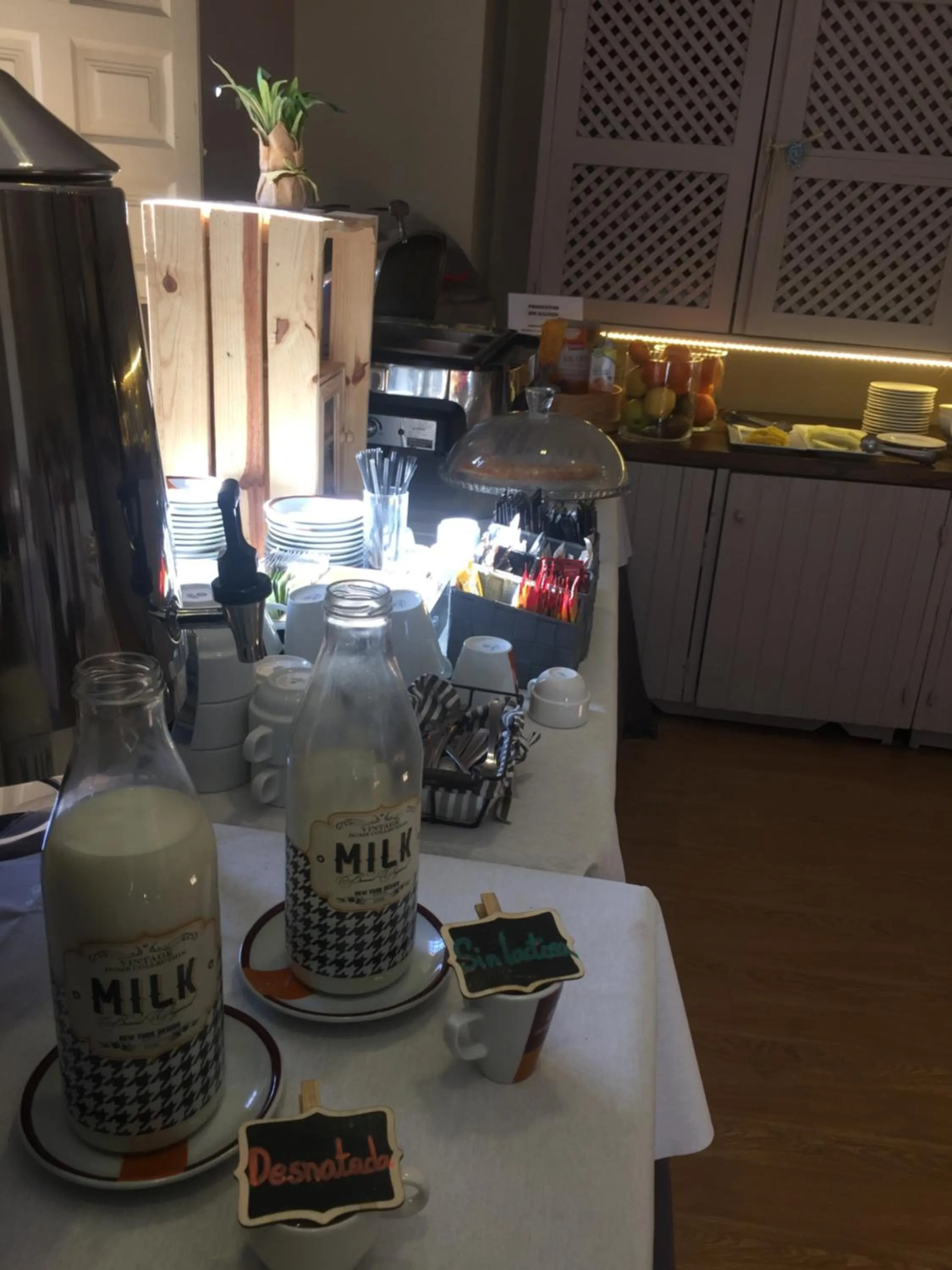 Food and drinks in Hotel Leonor de Aquitania