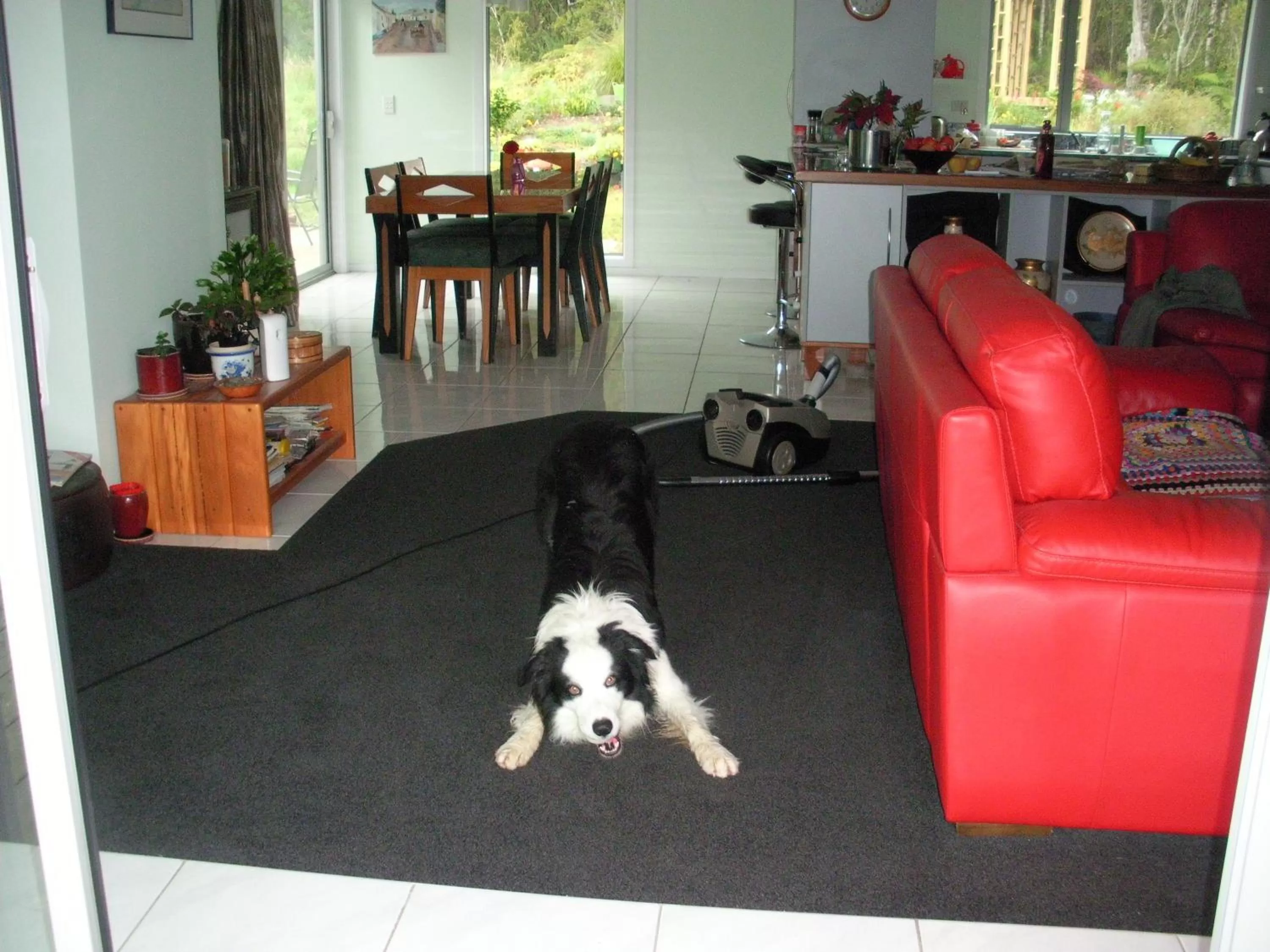 Dining area in Mahinapua Retreat B&B