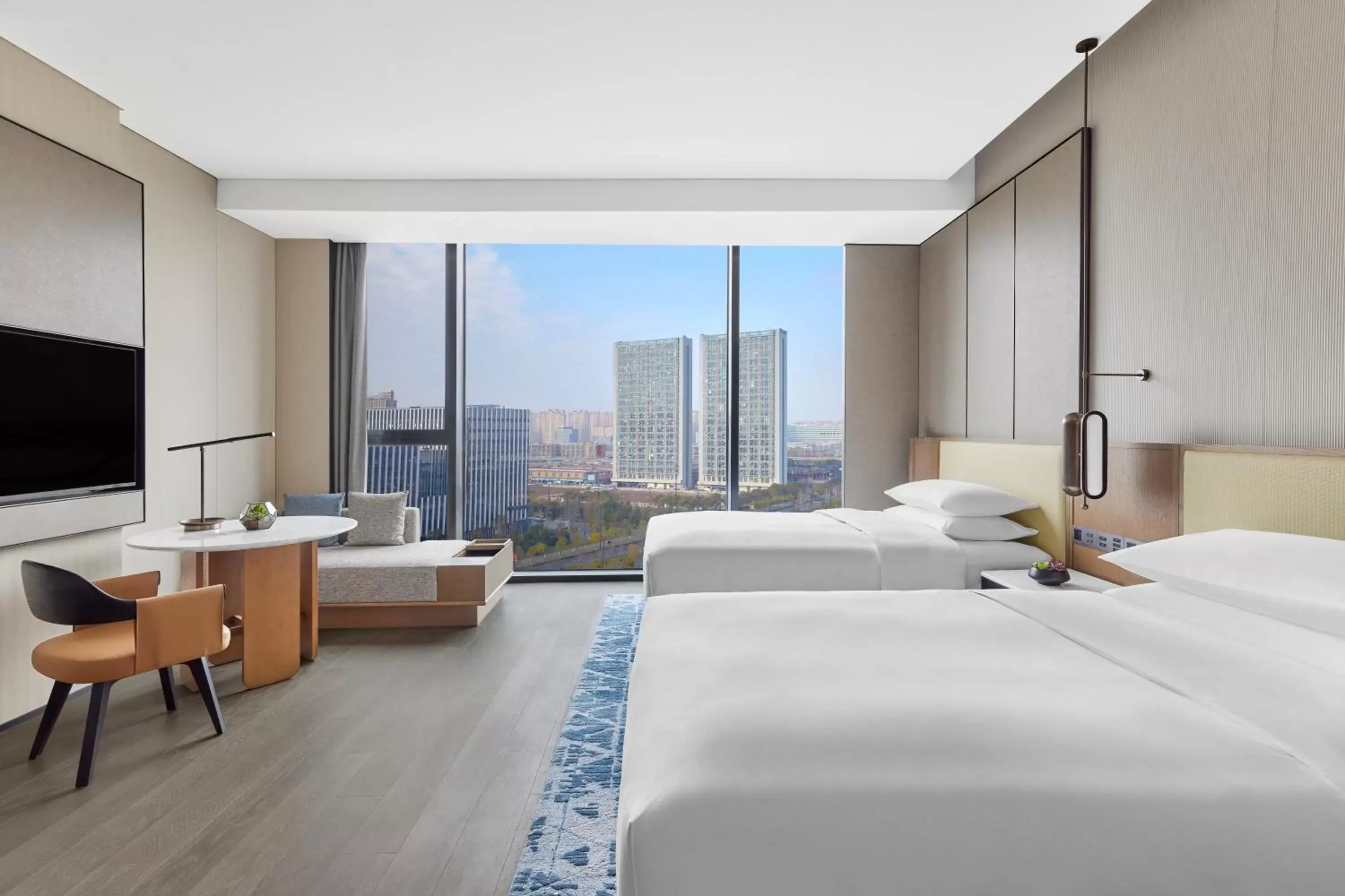 Deluxe Twin Room with City View in Nantong Marriott Hotel Deluxe Twin Room with City View in Nantong Marriott Hotel