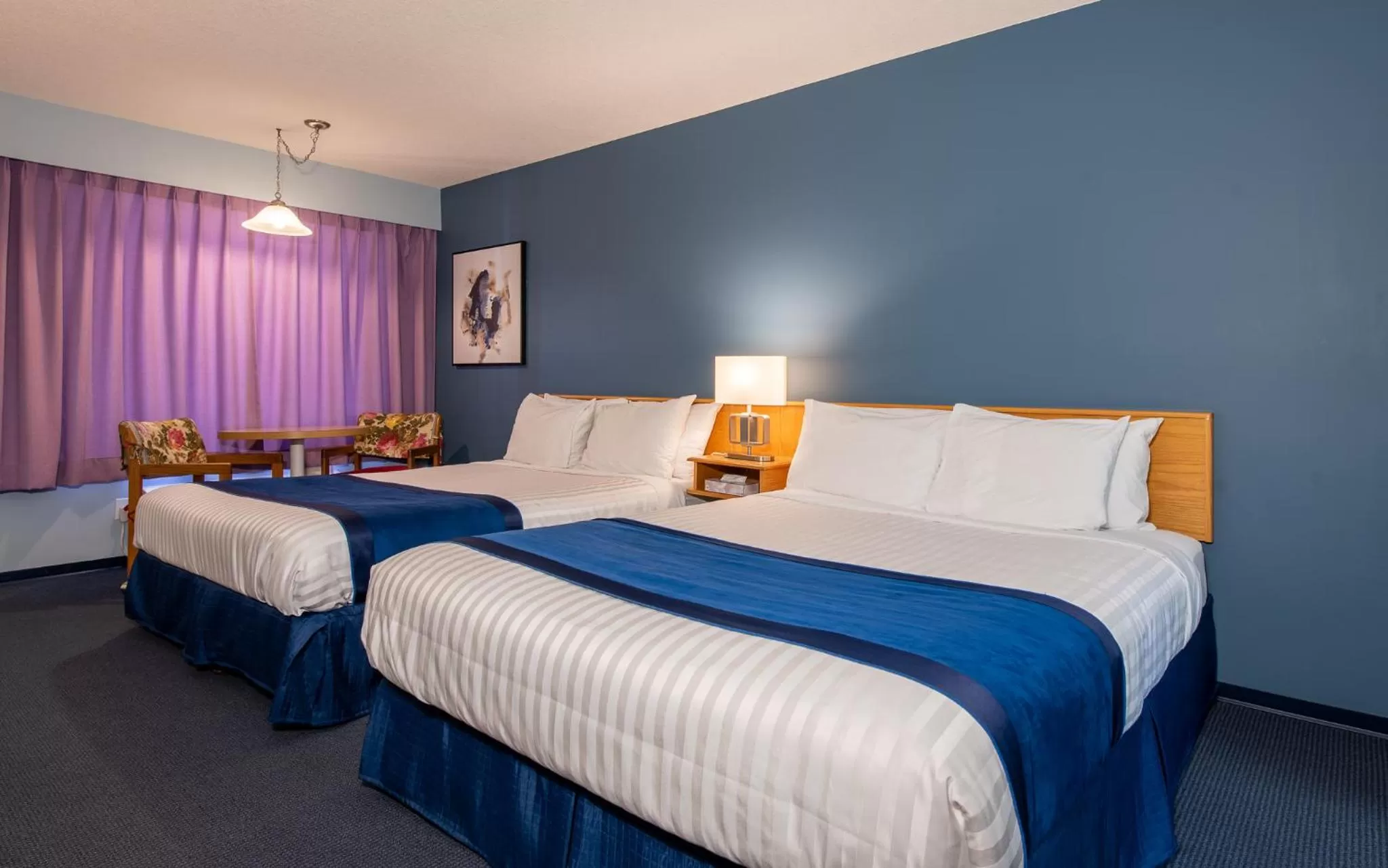 Bed in Ocean Crest Motel