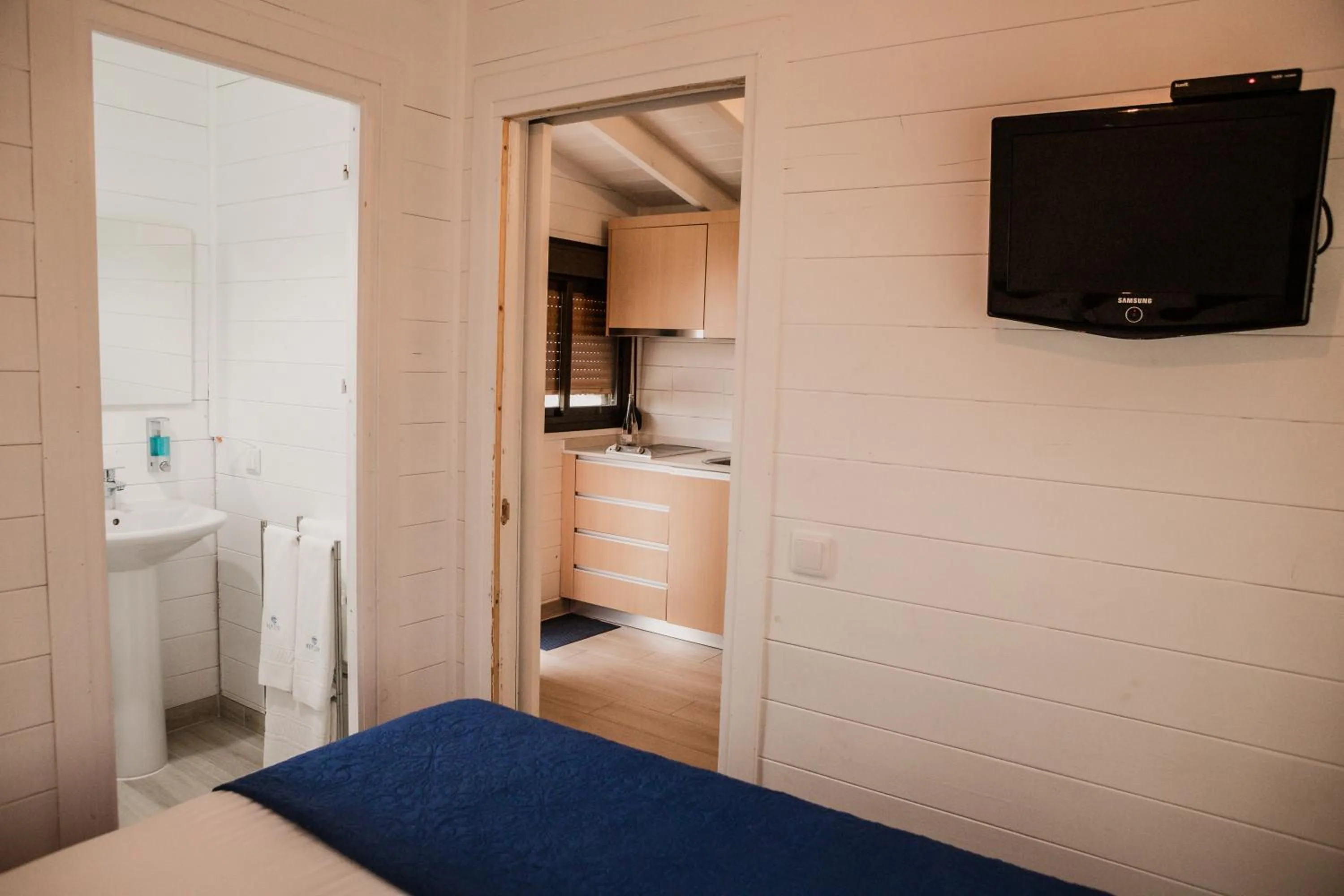 Bed in Hotel Neptuno