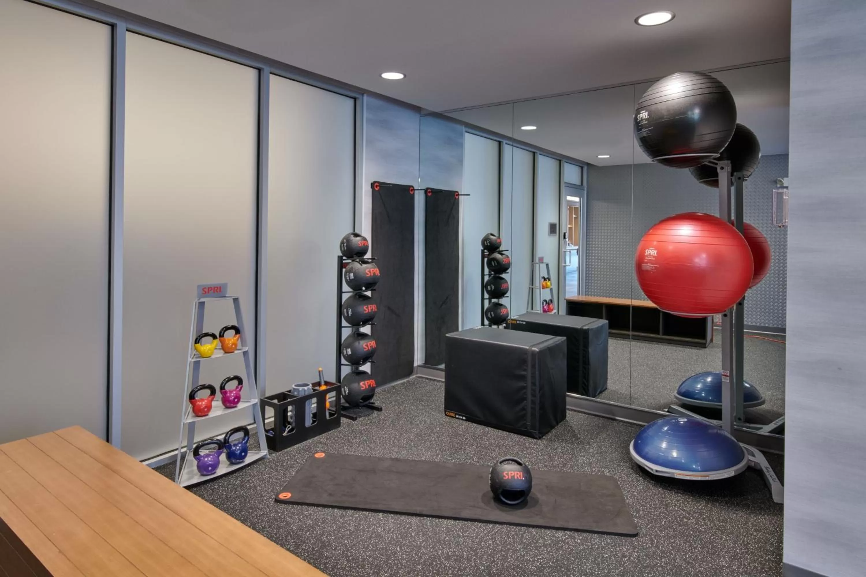 Fitness centre/facilities in Fairfield Inn & Suites by Marriott Chicago O'Hare