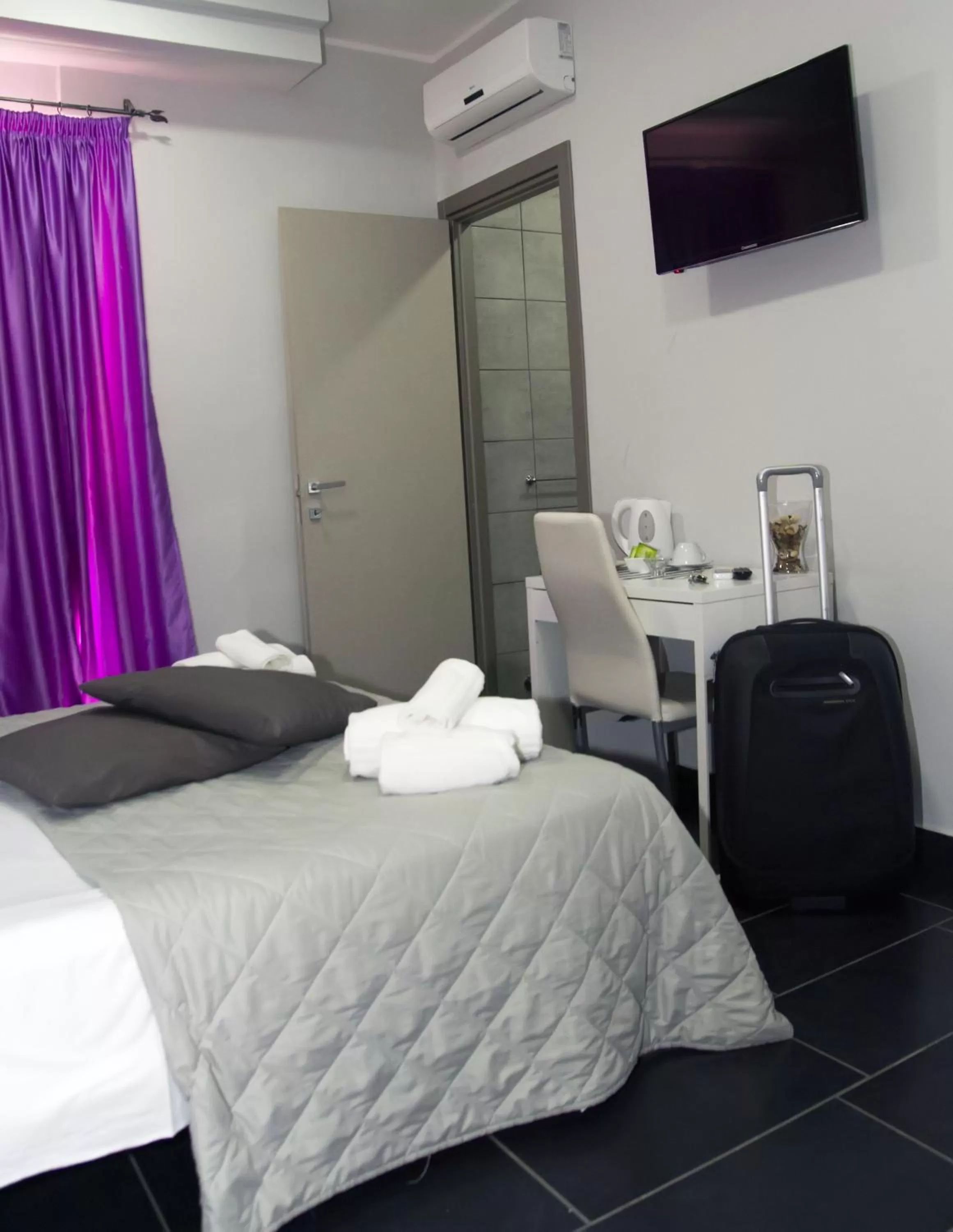 Bed in B&B Napoli Binario 1