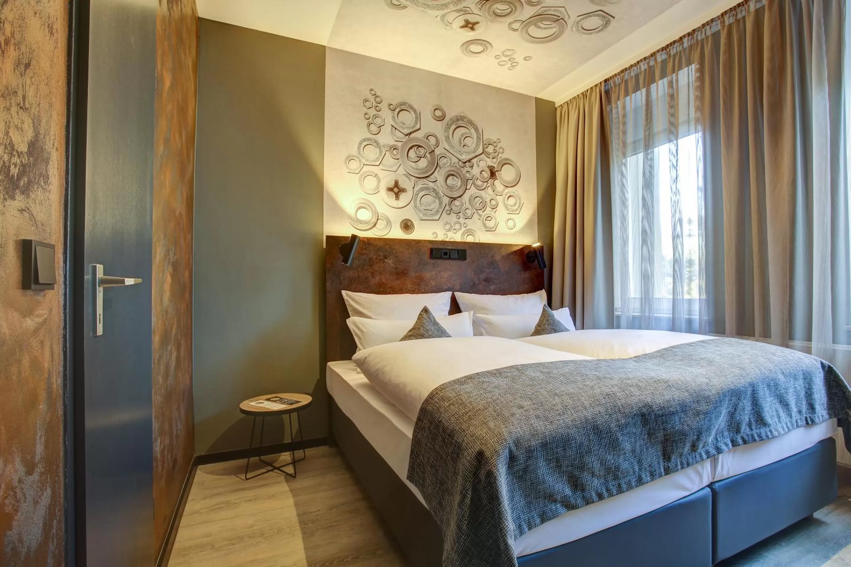 Photo of the whole room, Bed in Boutique Essen City