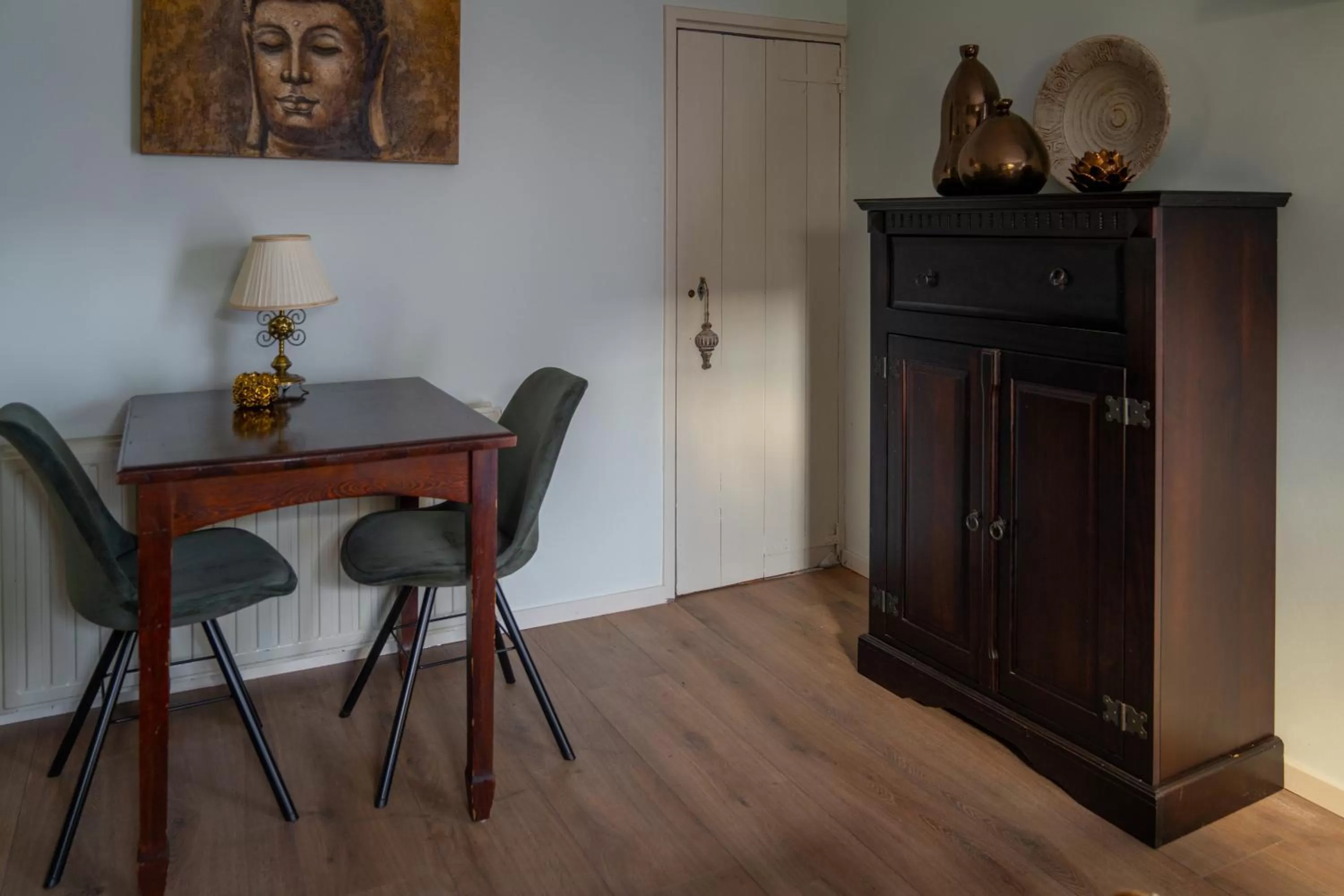 Dining Area in B&B De Buren
