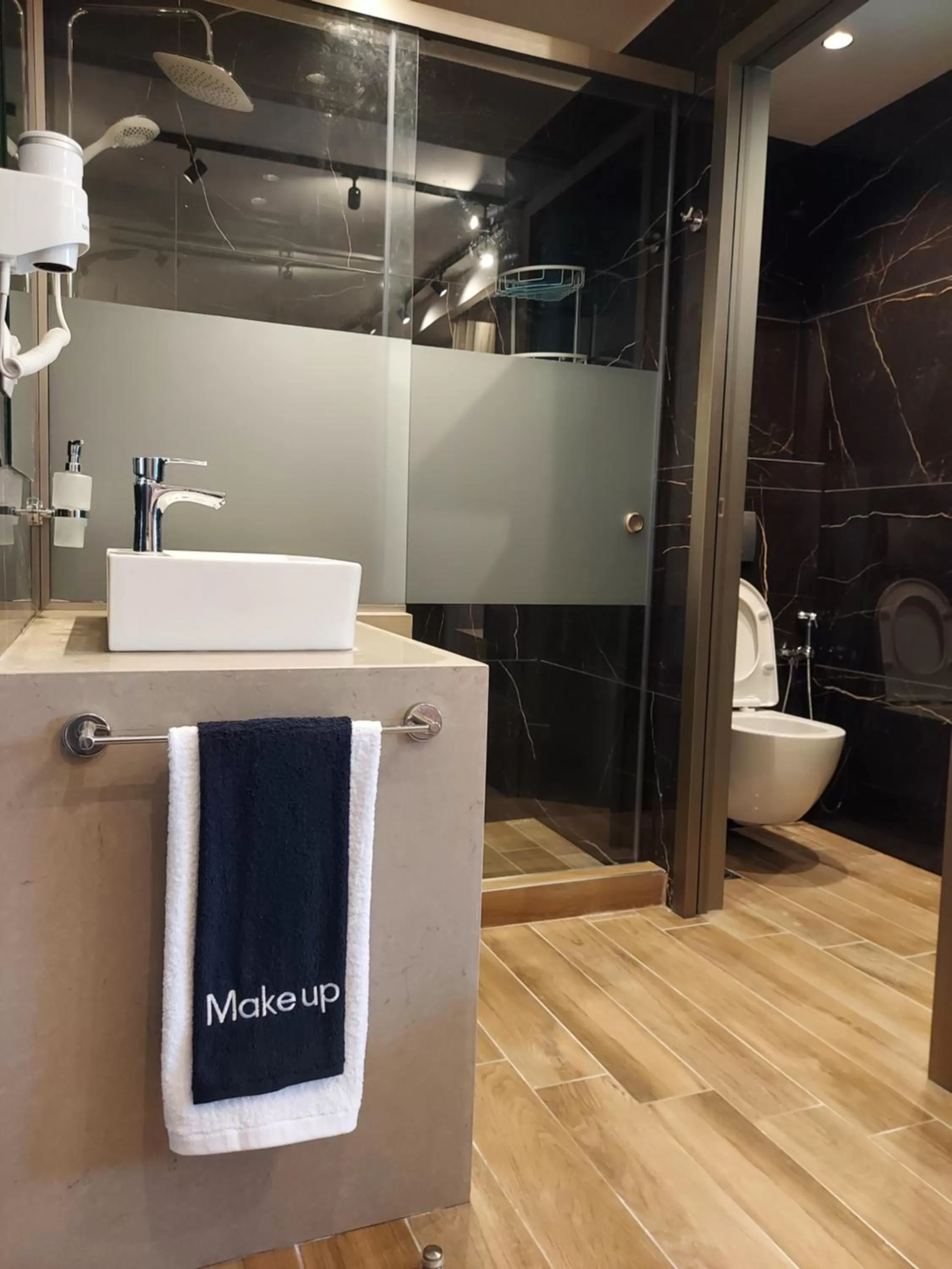 Shower, Bathroom in EUPHORIA ''Staying in Pleasure''