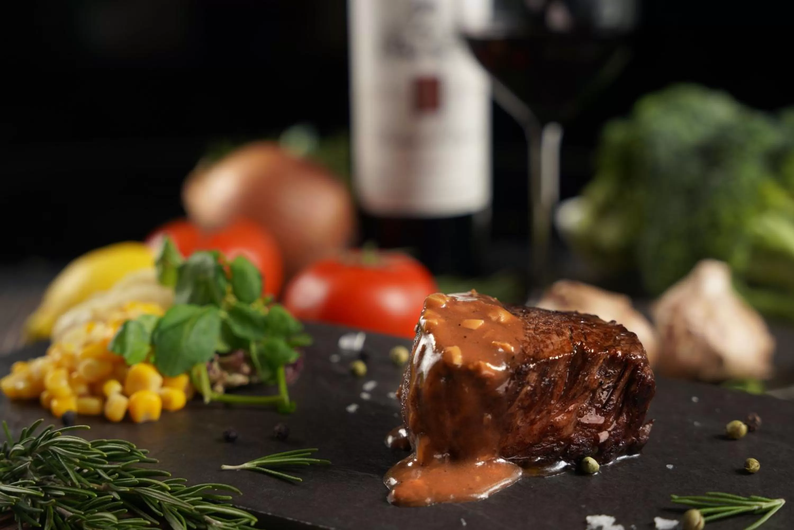 Restaurant/places to eat in Palais de Chine Hotel