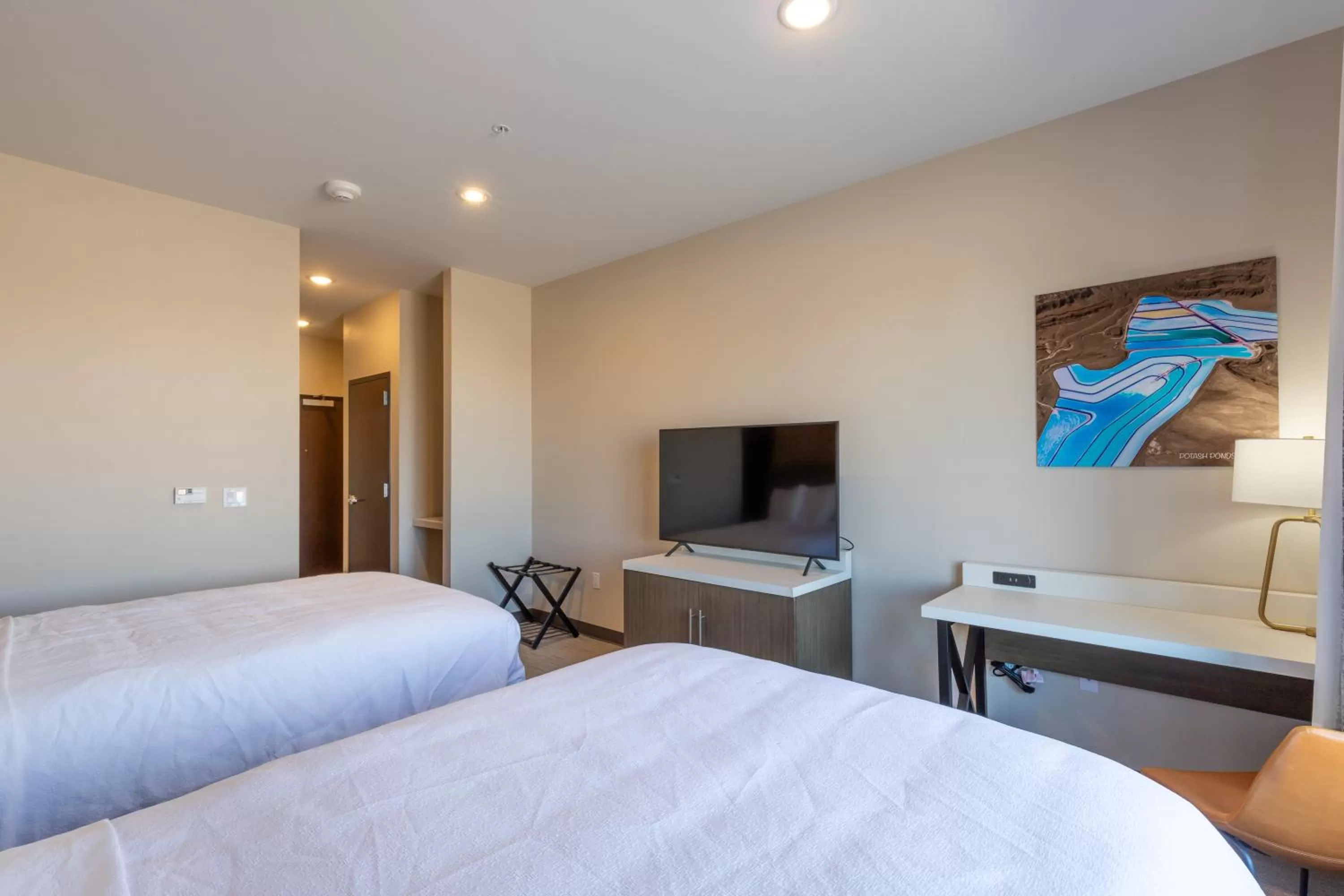 TV and multimedia, Bed in Scenic View Inn & Suites Moab