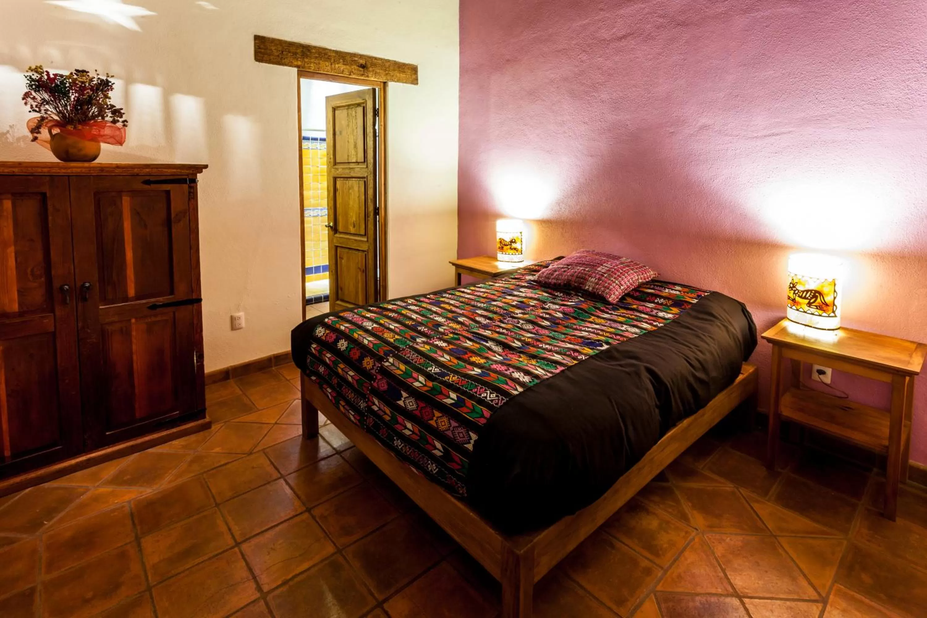 Photo of the whole room, Bed in Posada Yolihuani