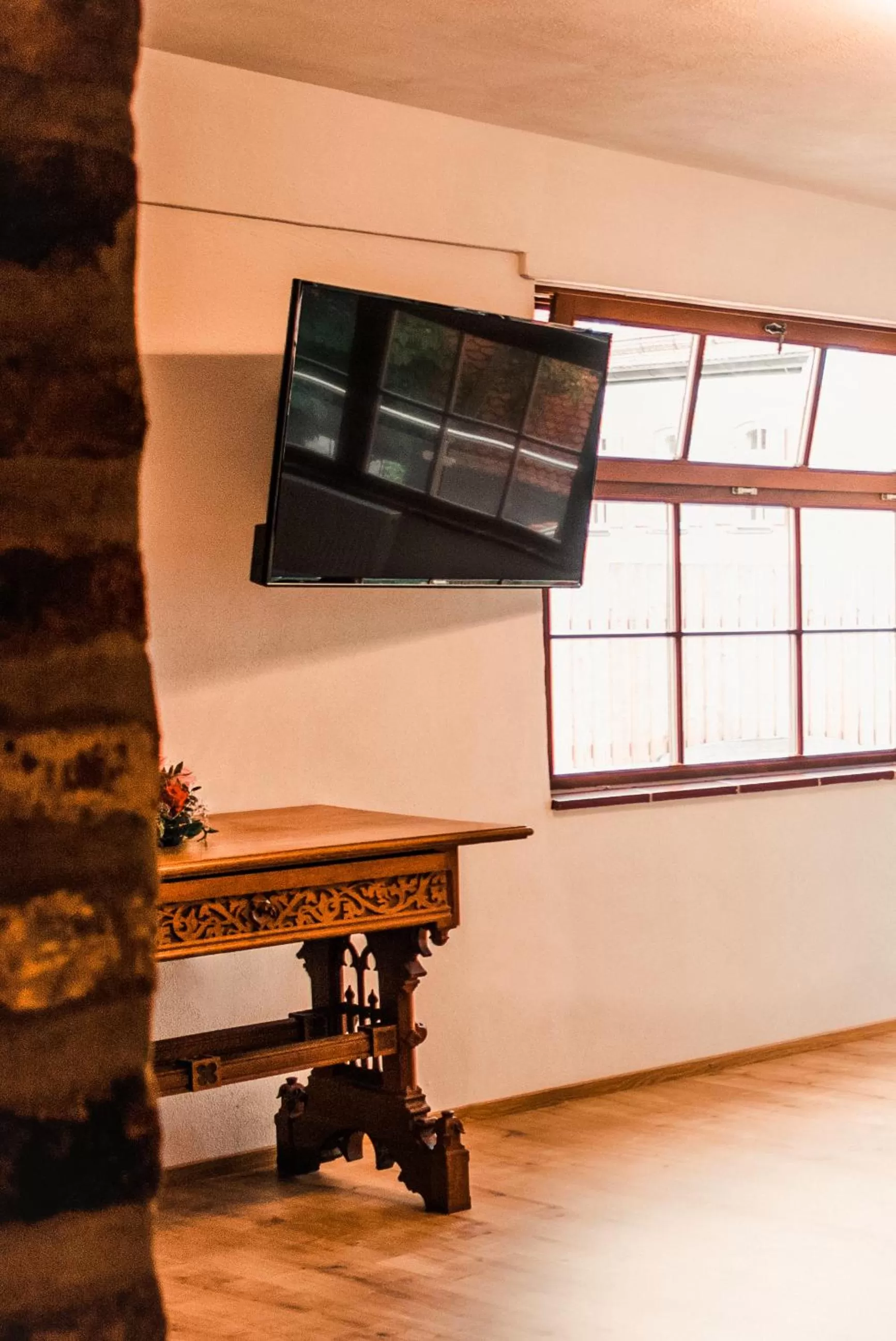 TV and multimedia, TV/Entertainment Center in Wirgarten Antik Hotel