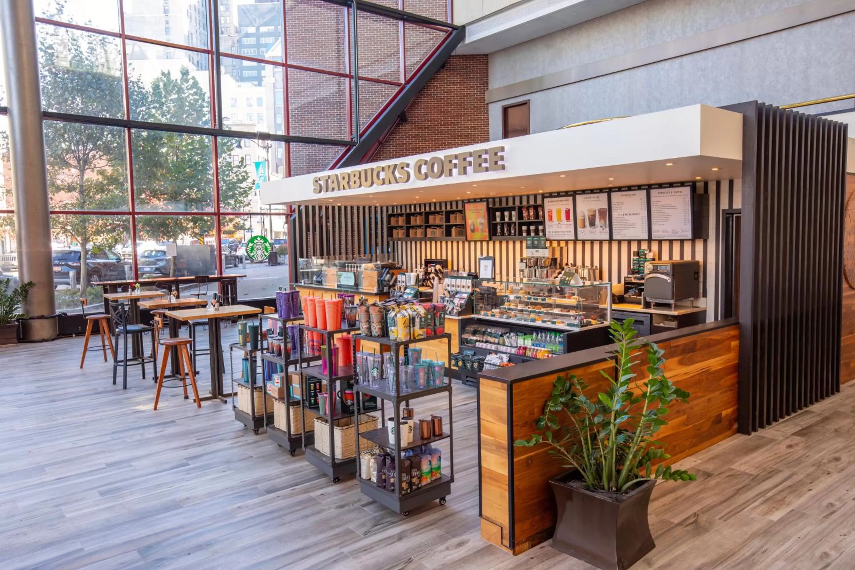 Restaurant/places to eat in Hyatt Regency Buffalo