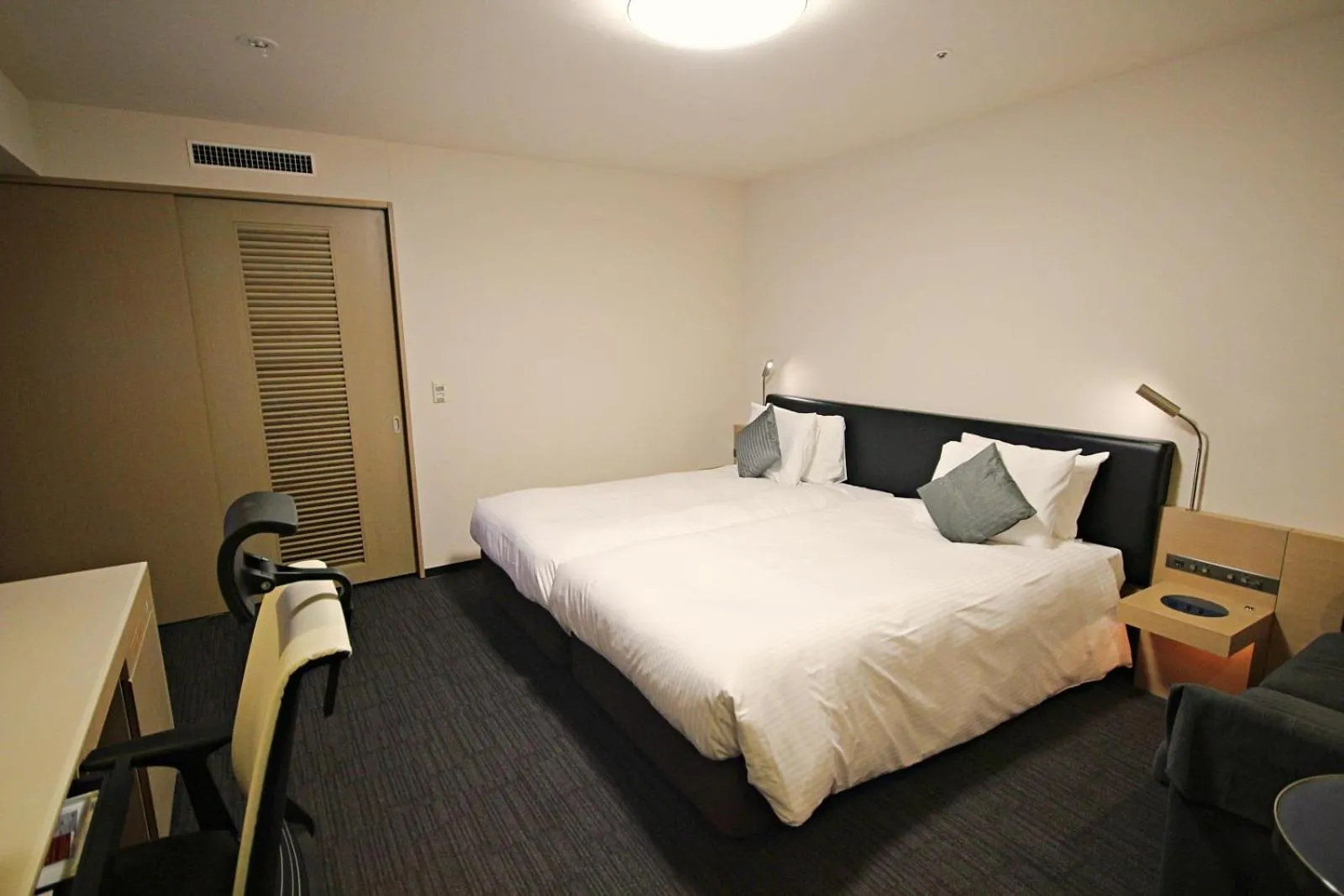 Twin Room - single occupancy - Non-Smoking - Single Use in Richmond Hotel Premier Musashikosugi
