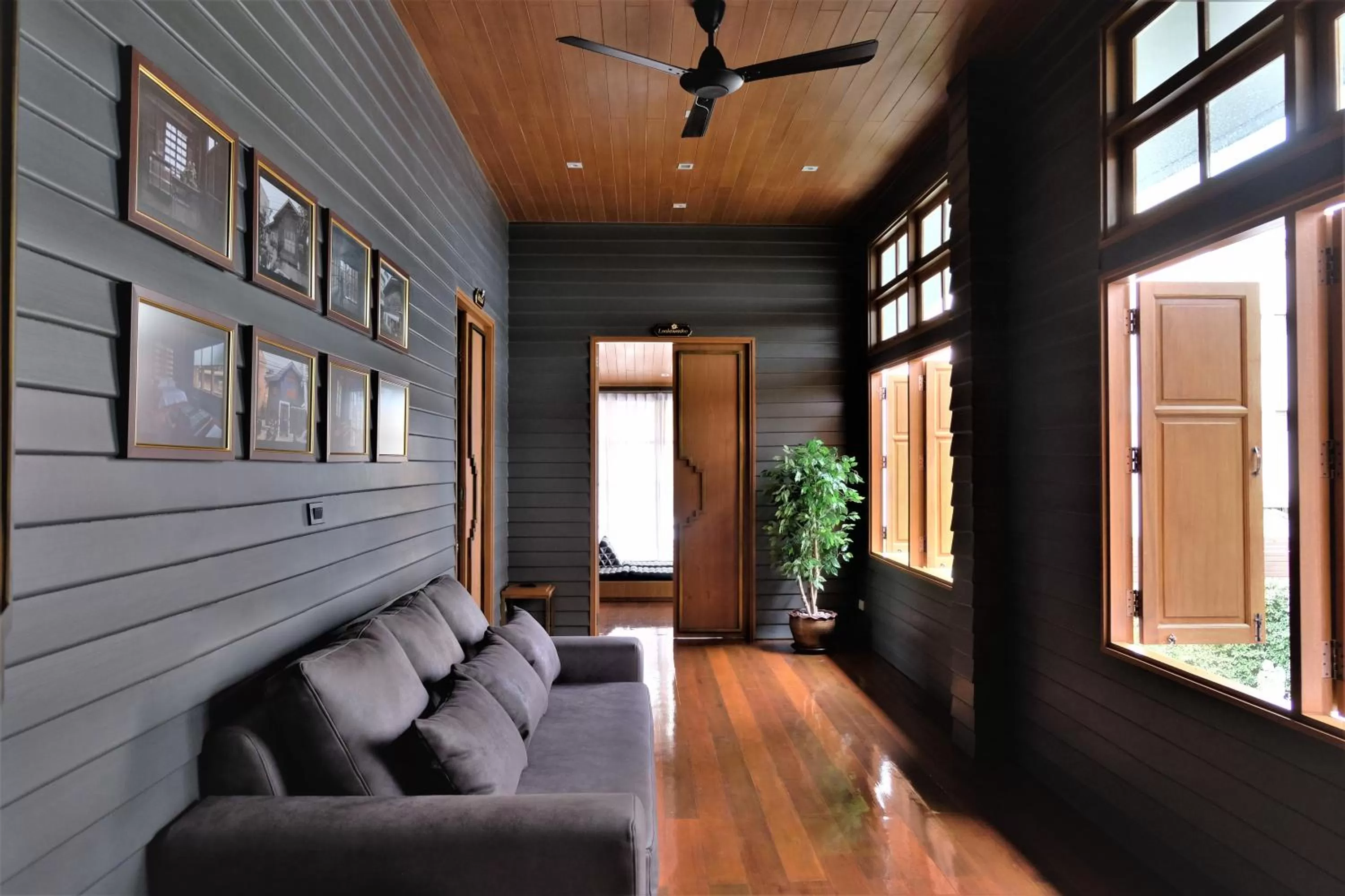 Seating area in Vali Villa Bangkok