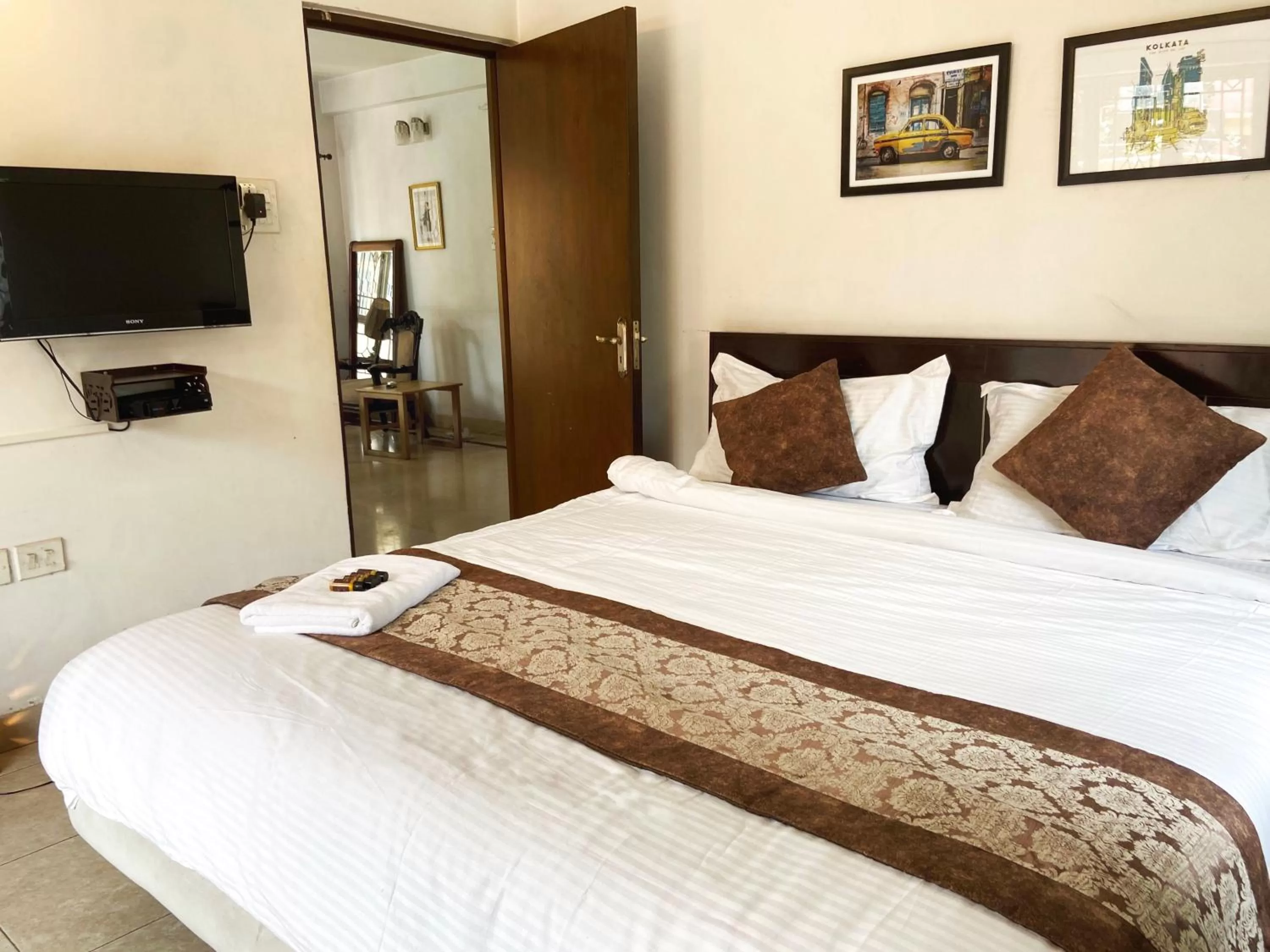 Bedroom, Bed in The Aster Homestay - Bedrooms & Apartments