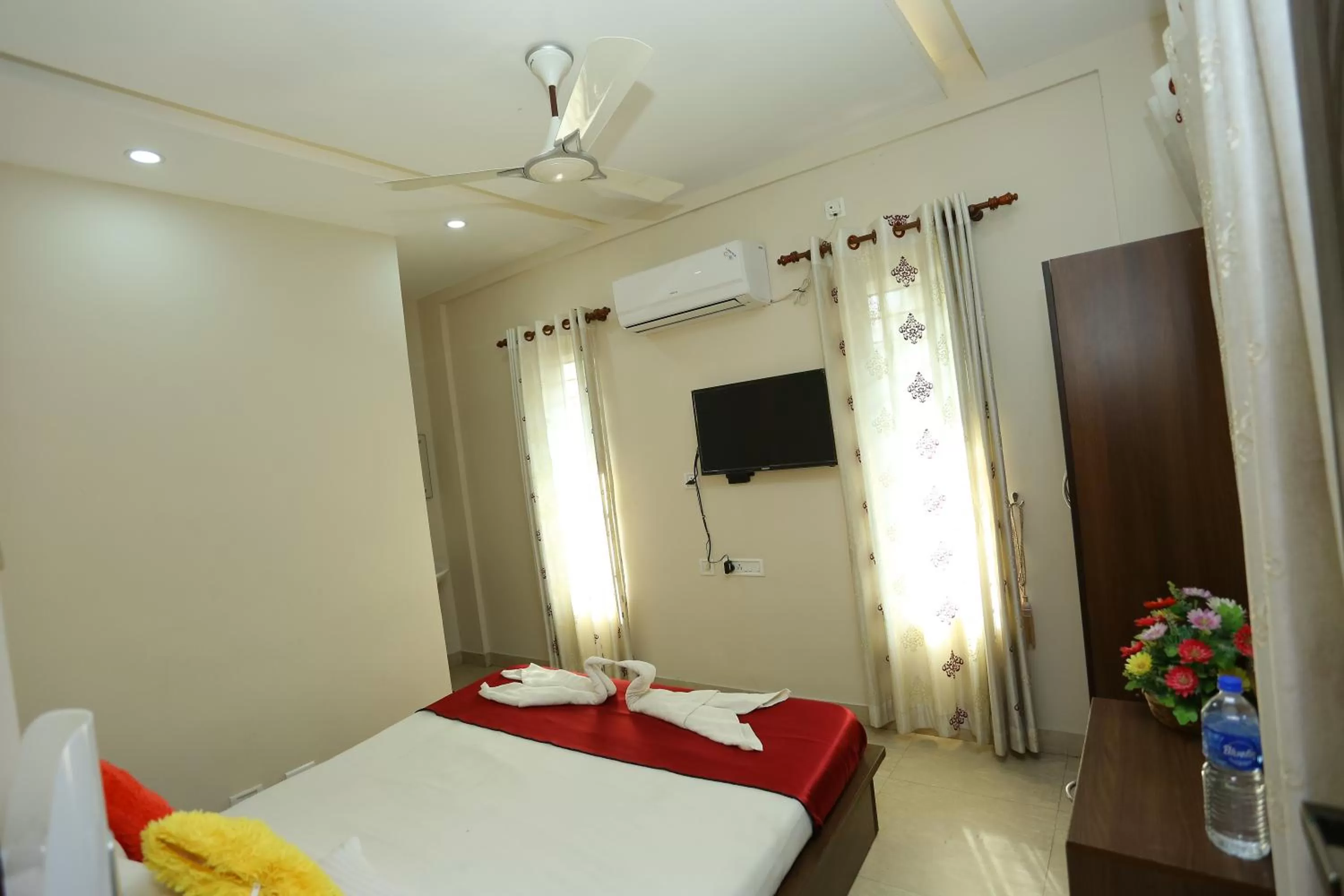 Bed in Hotel Innate Inn