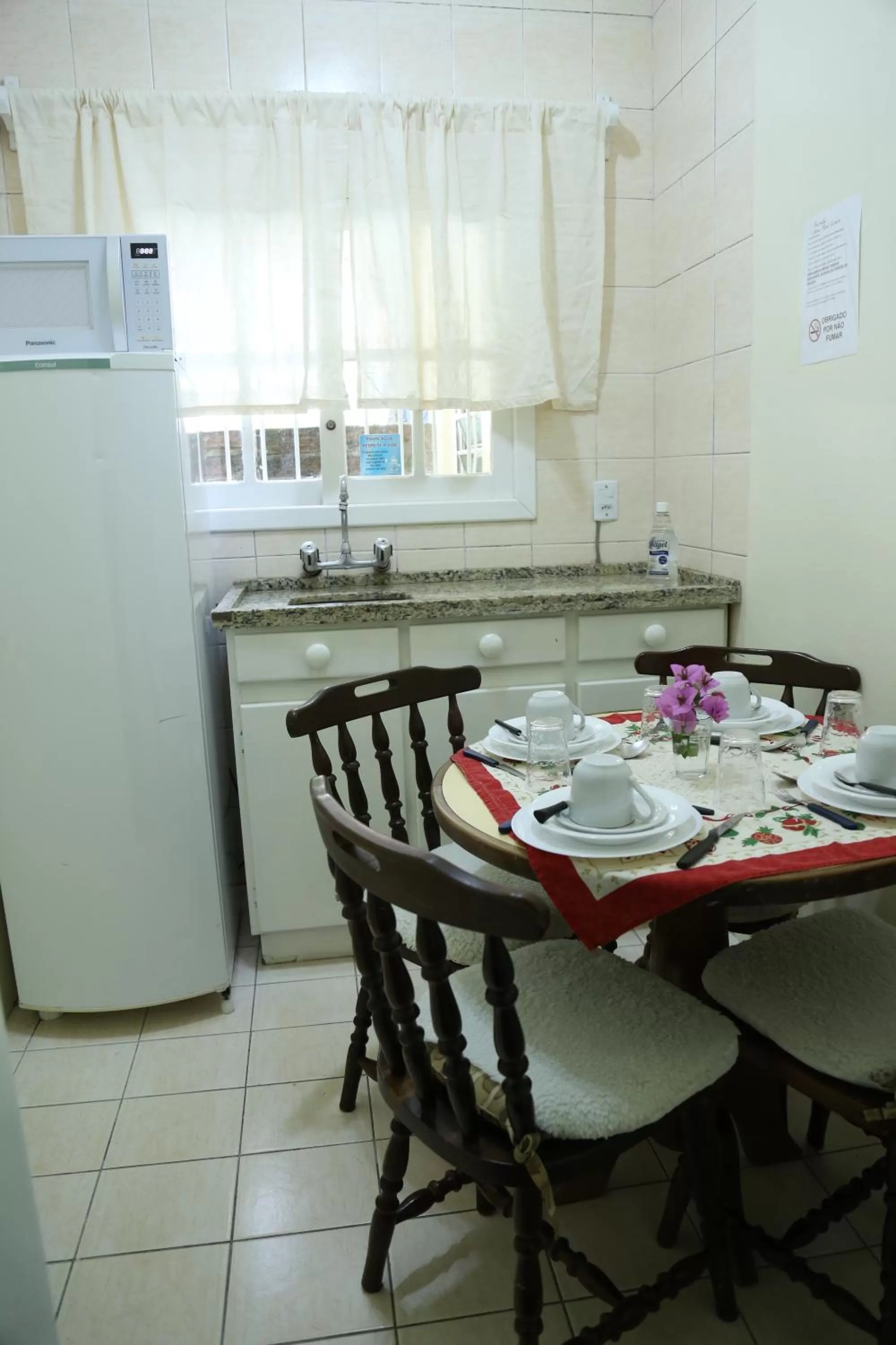 Dining Area in Pousada Lanai Canela
