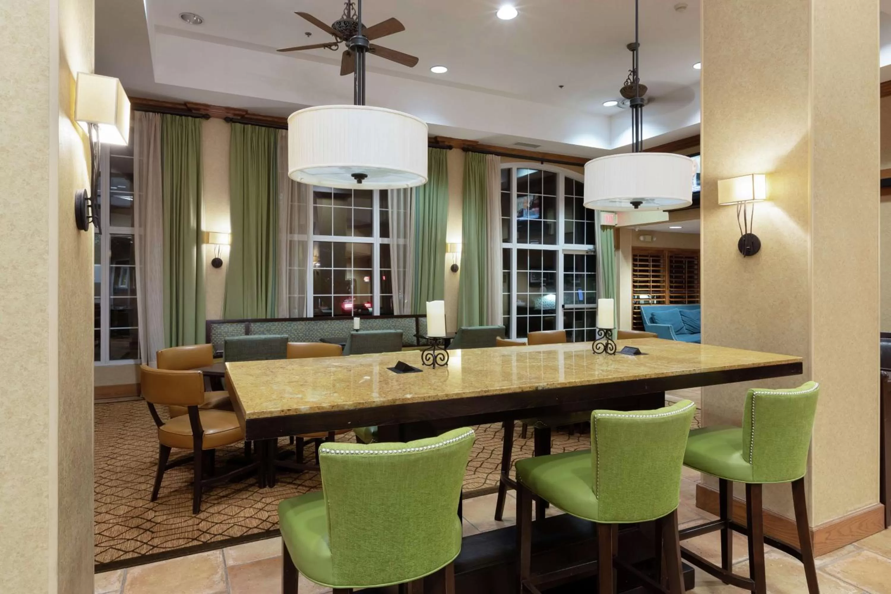 Lobby or reception in Hampton Inn & Suites-Austin Airport