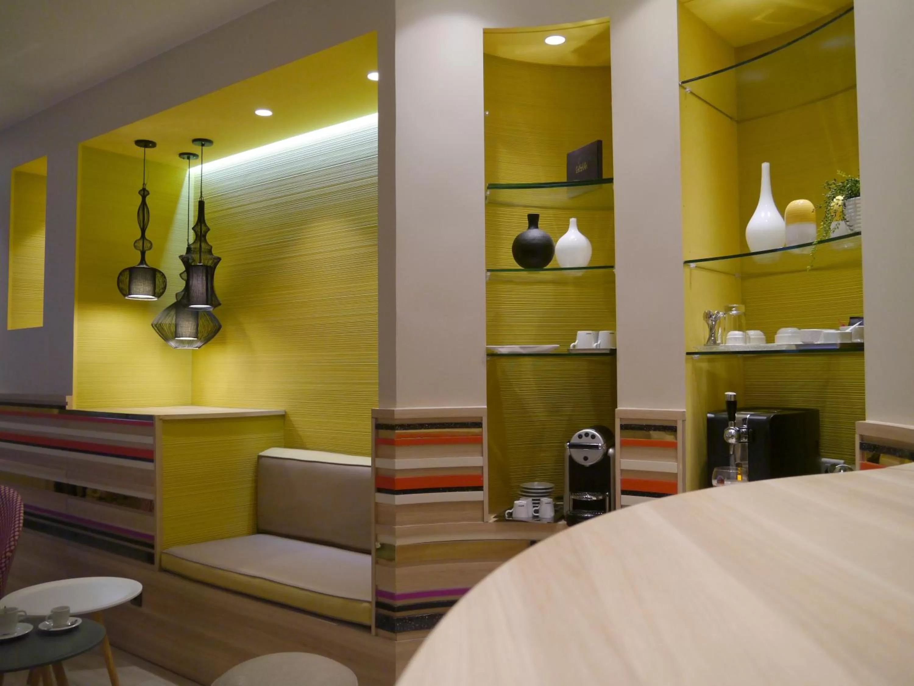 Lobby or reception, Bed in Hotel Berne Opera