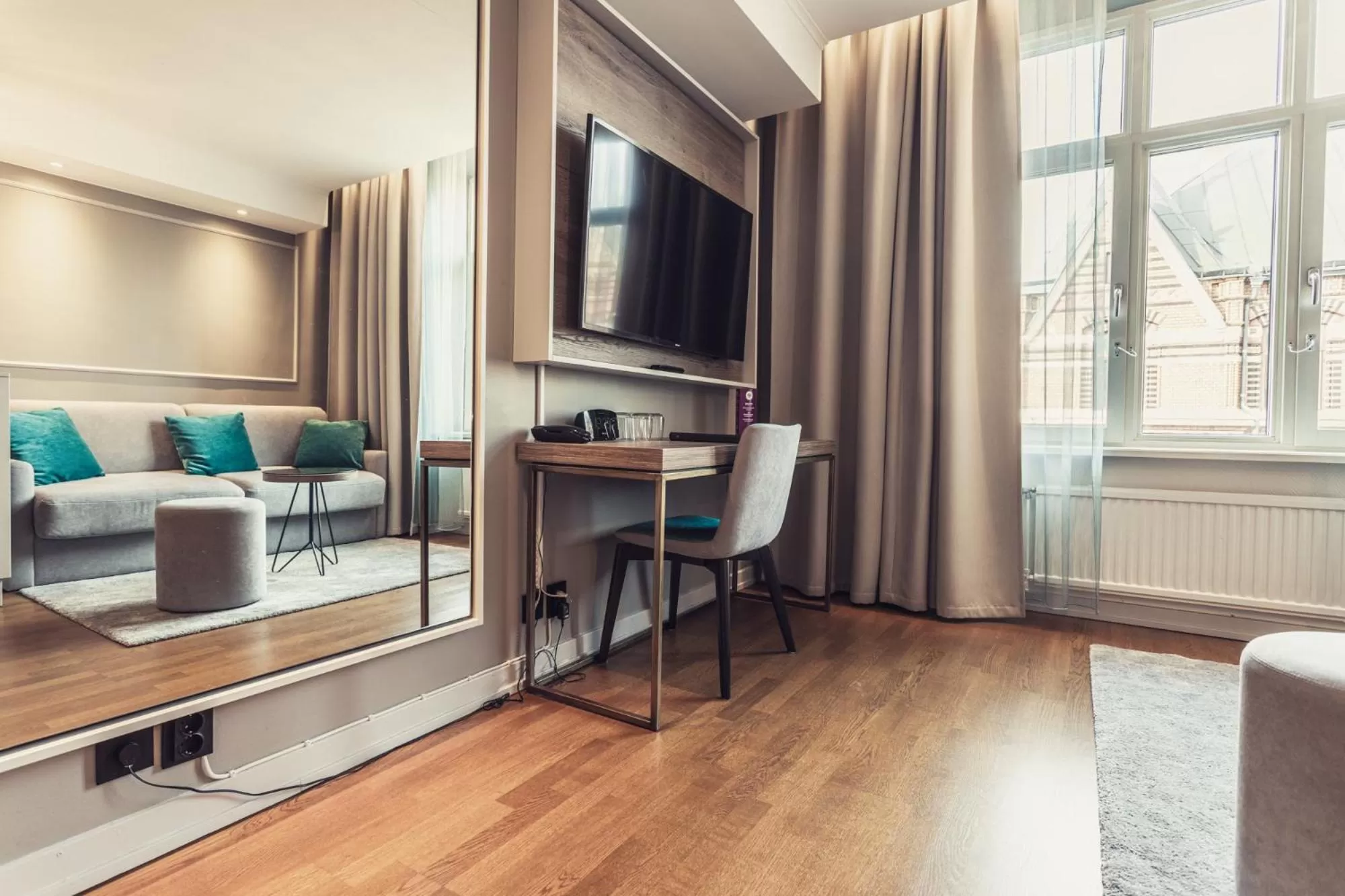 TV and multimedia in Hotel Poseidon