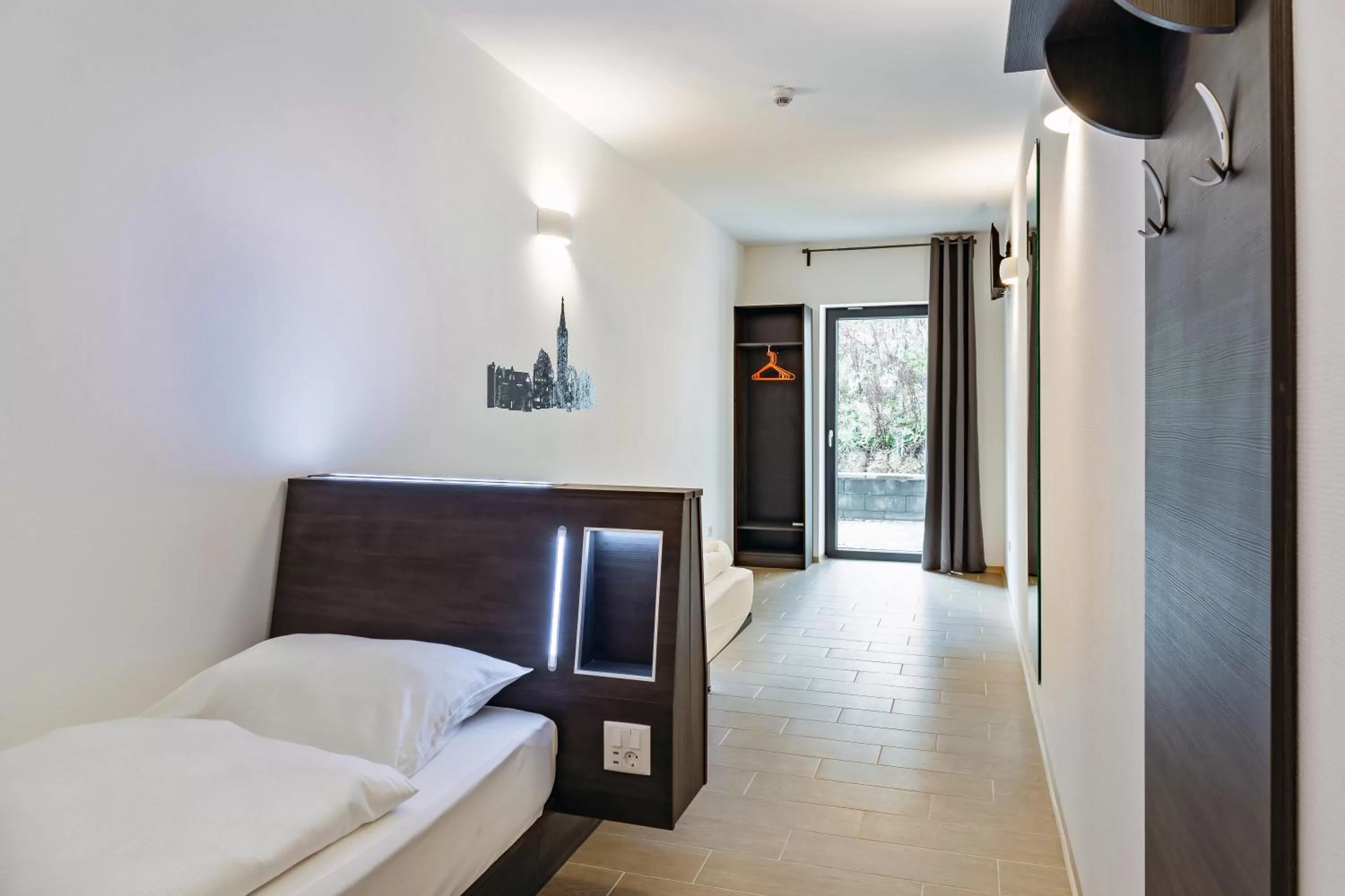 Standard Twin Room in Augustus Hotel Bernkastel - Comfortable Budget Hotel