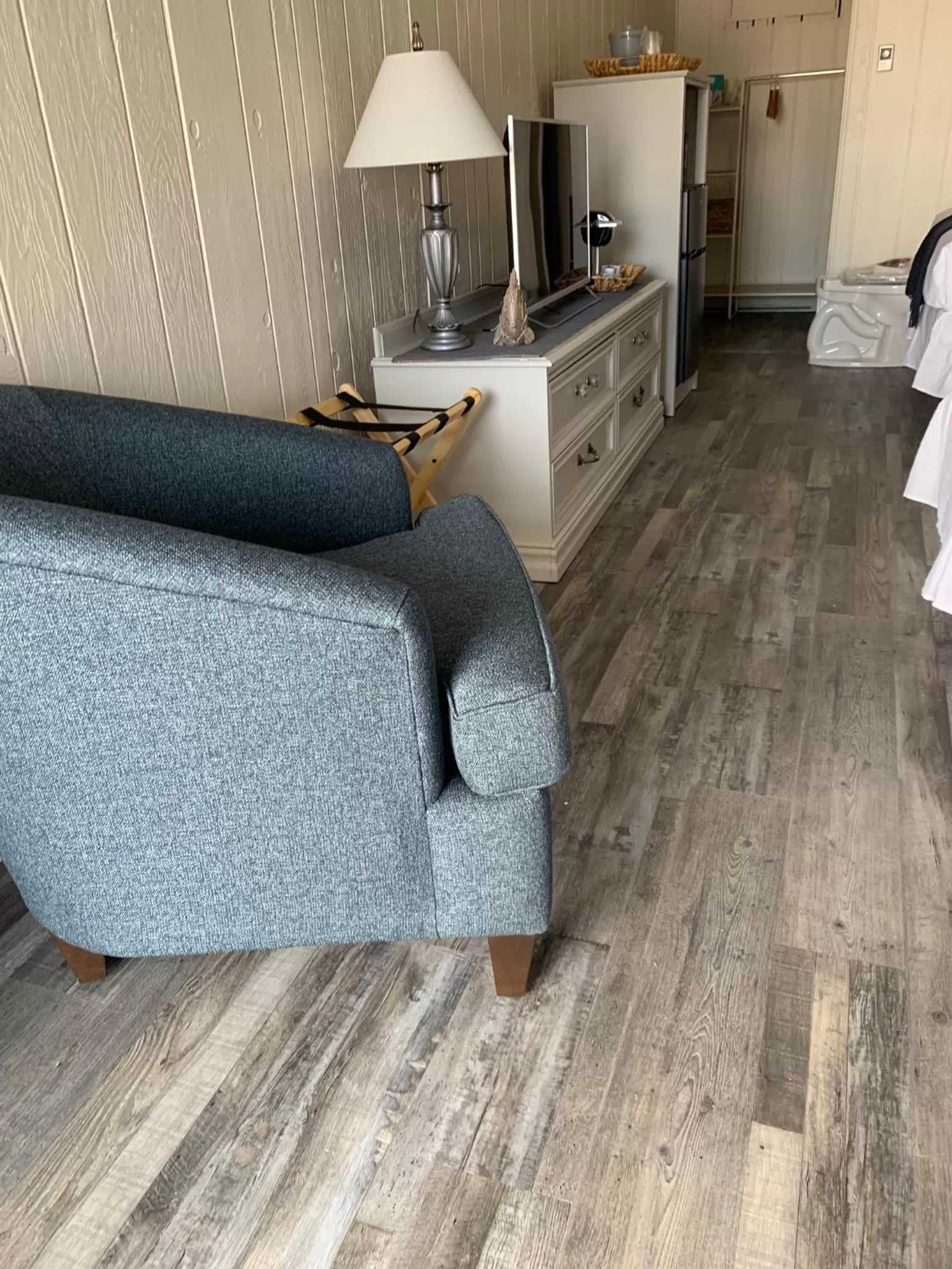 Seating area in Ocean Glass Inn