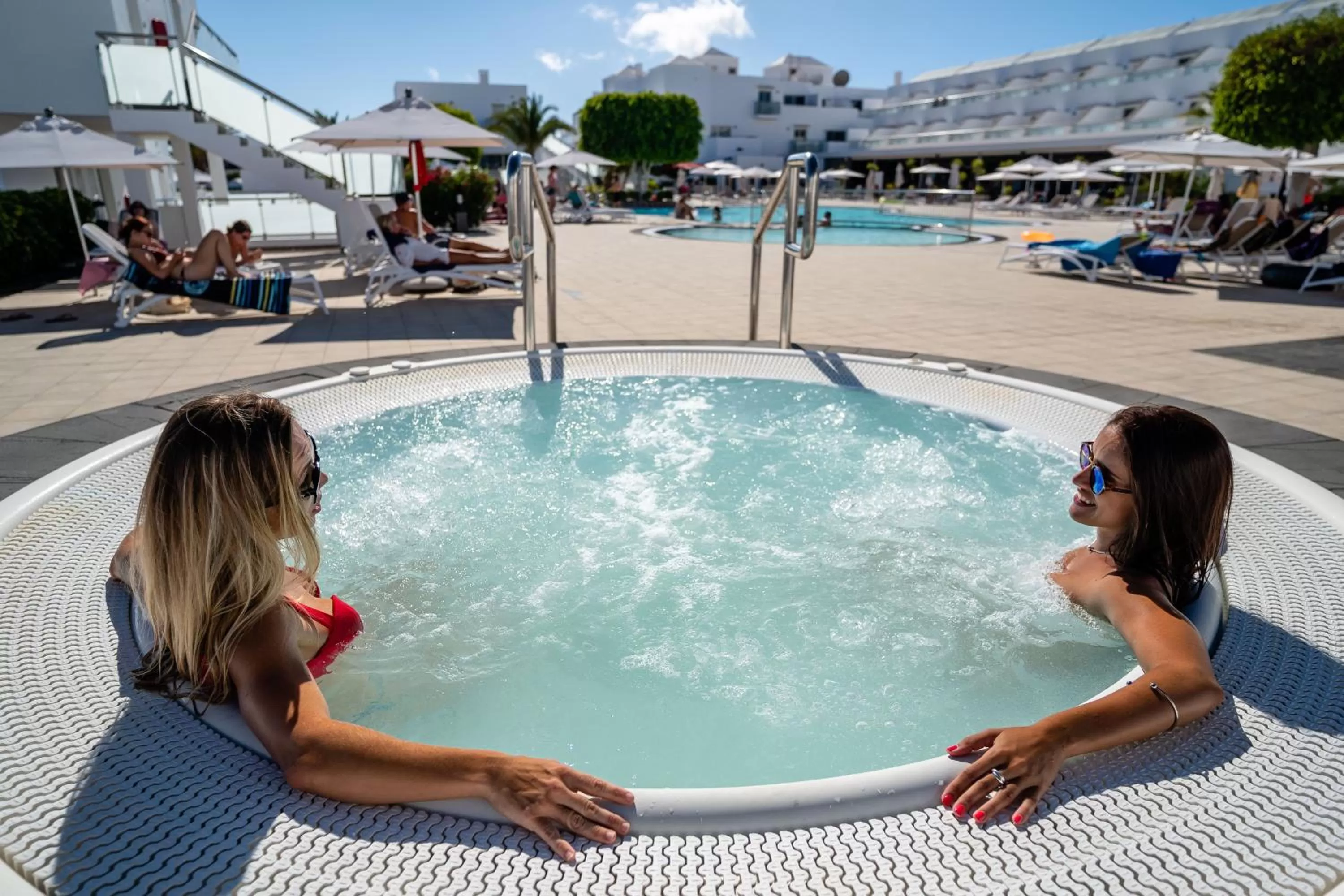 Swimming pool in Hotel Lanzarote Village