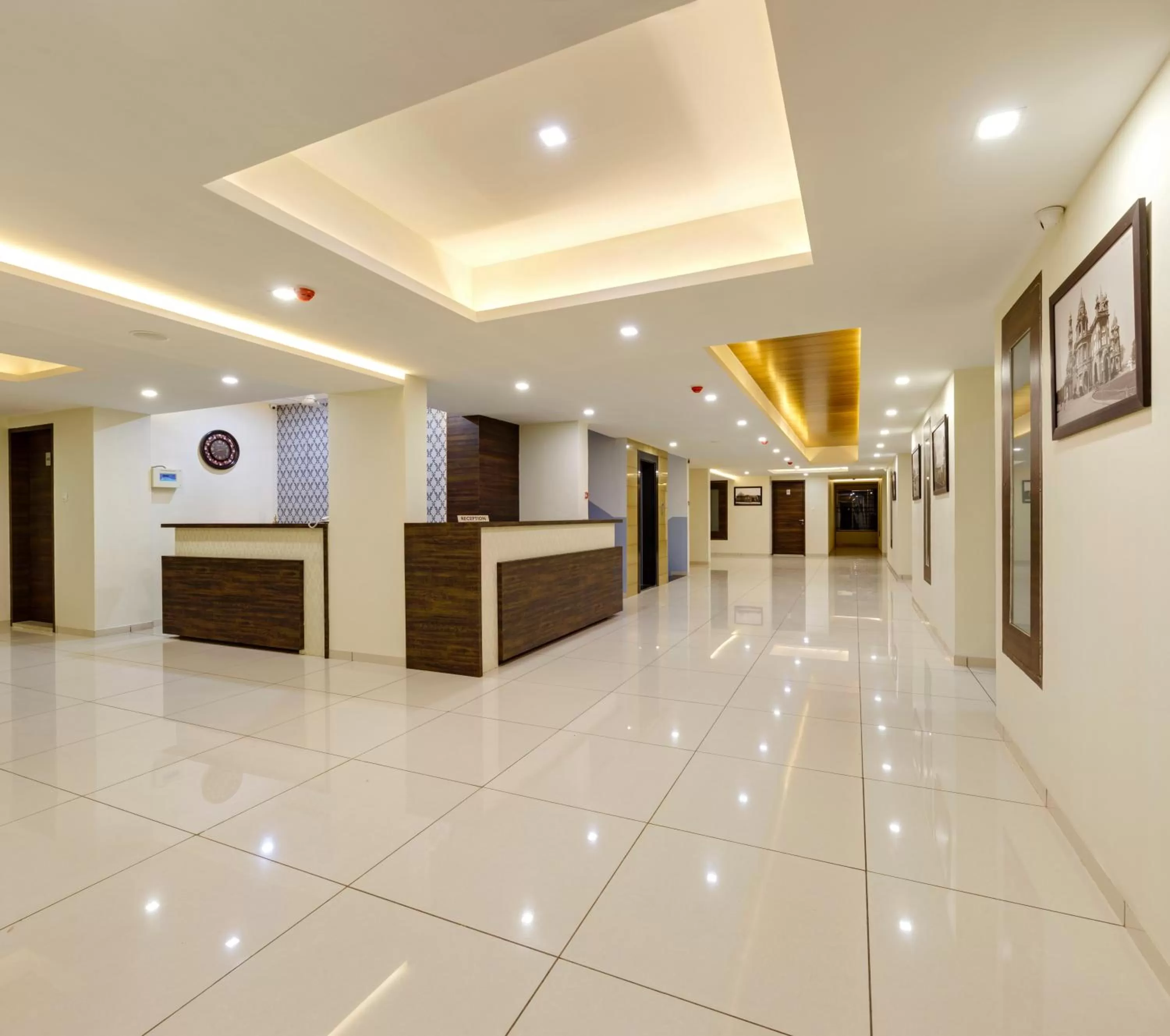 Lobby or reception in Hotel Galaxy Inn Kolhapur