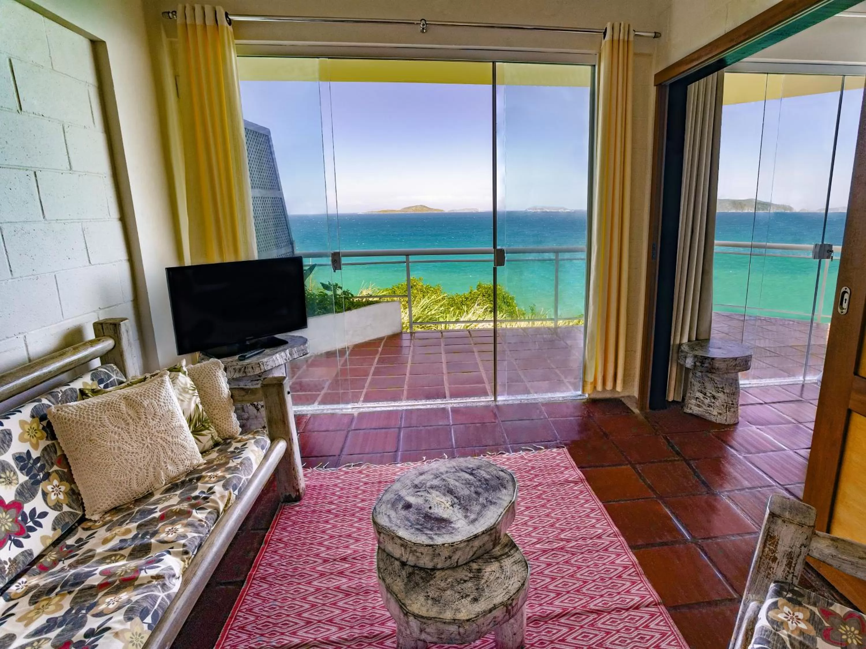 Balcony/Terrace in Apa Pau Brasil