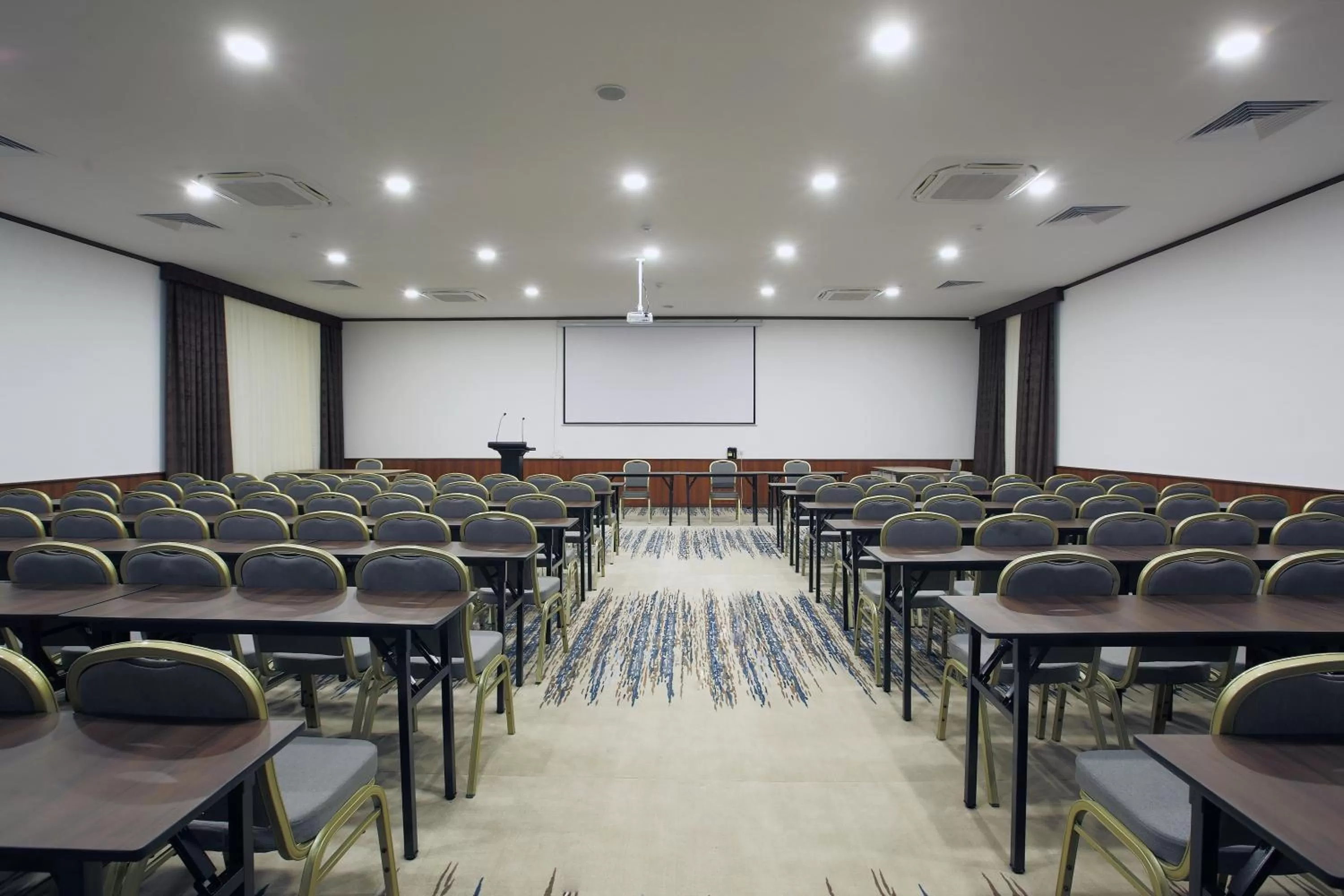 Meeting/conference room in Sahid Zarafshon