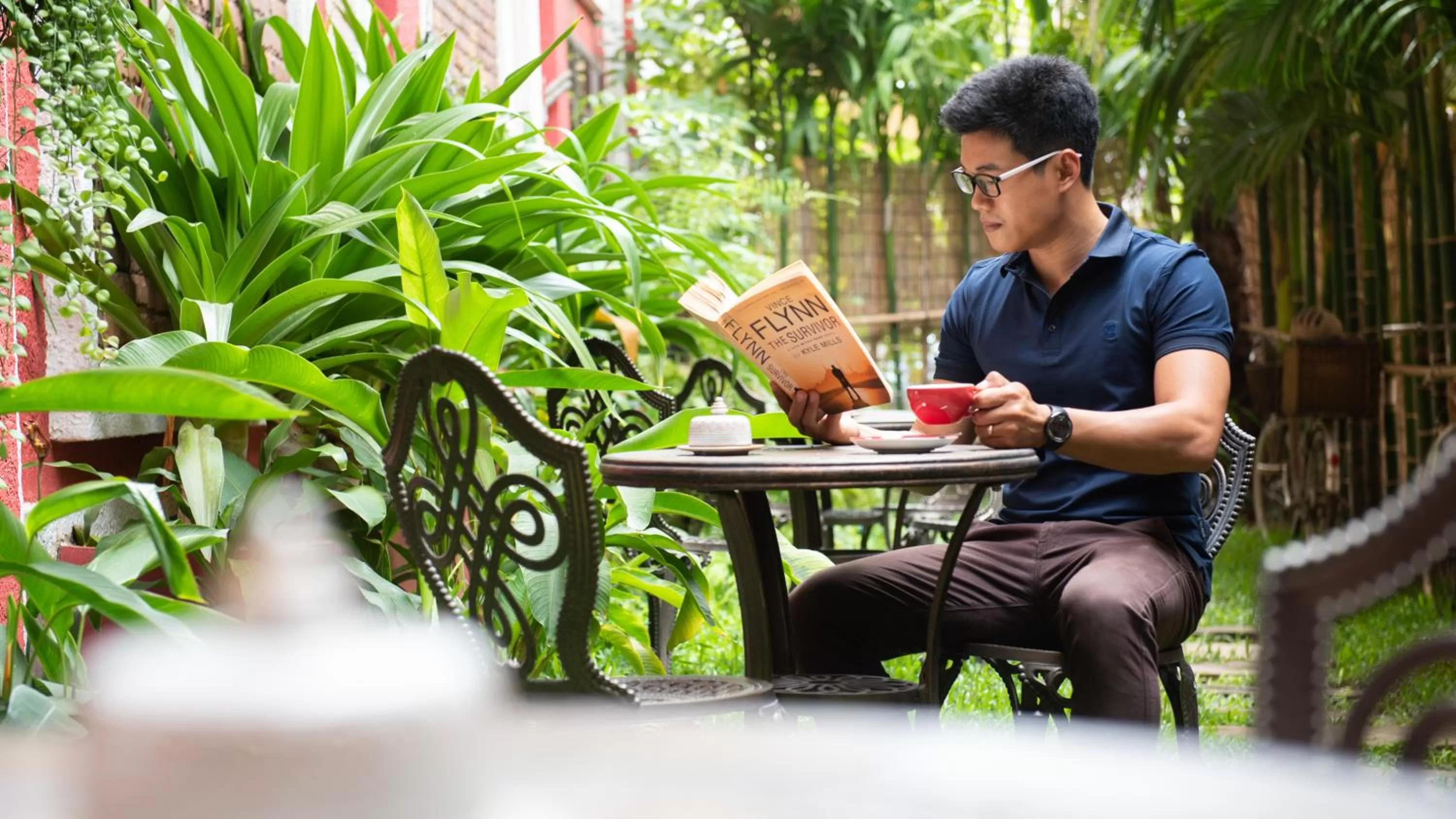 Garden in Mane Colonial Classic