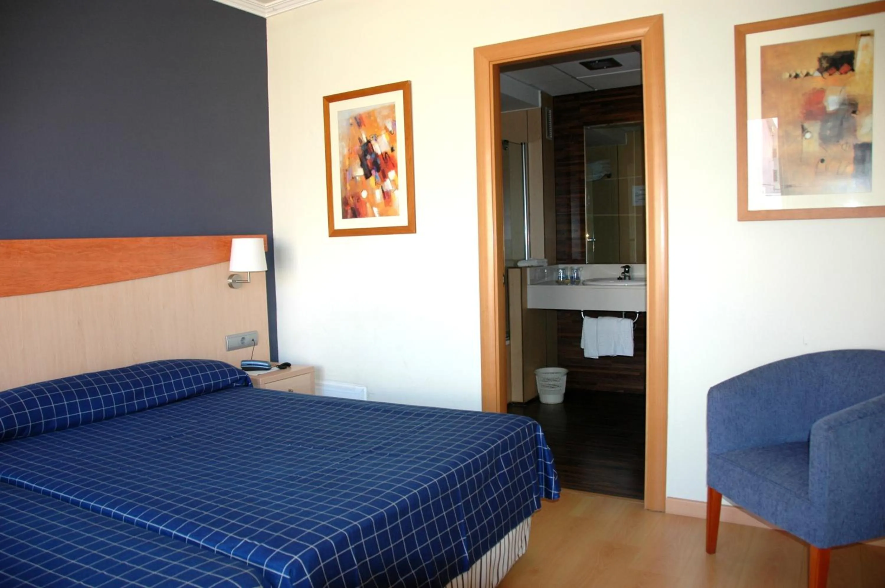 Bedroom in Hotel President