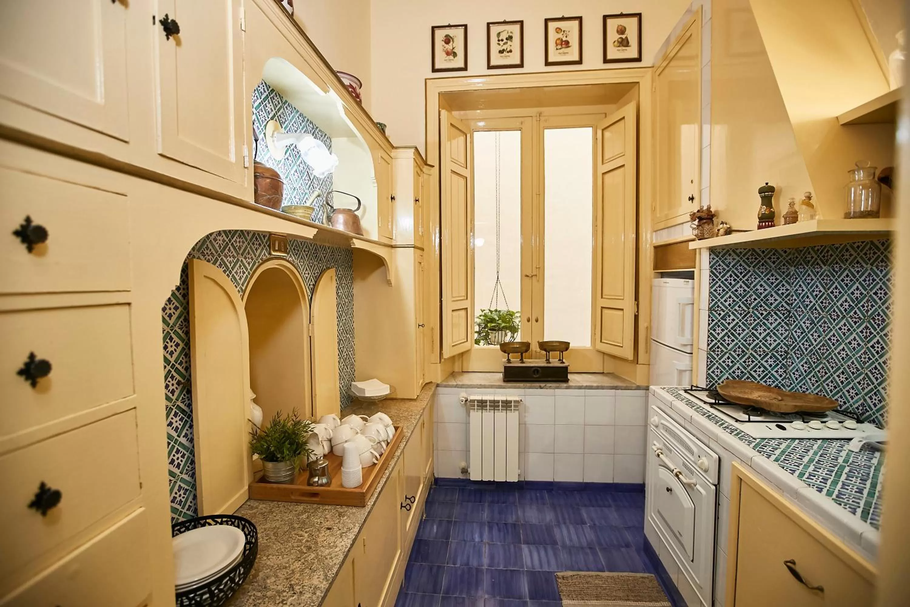 Communal kitchen in Dimora La Commare