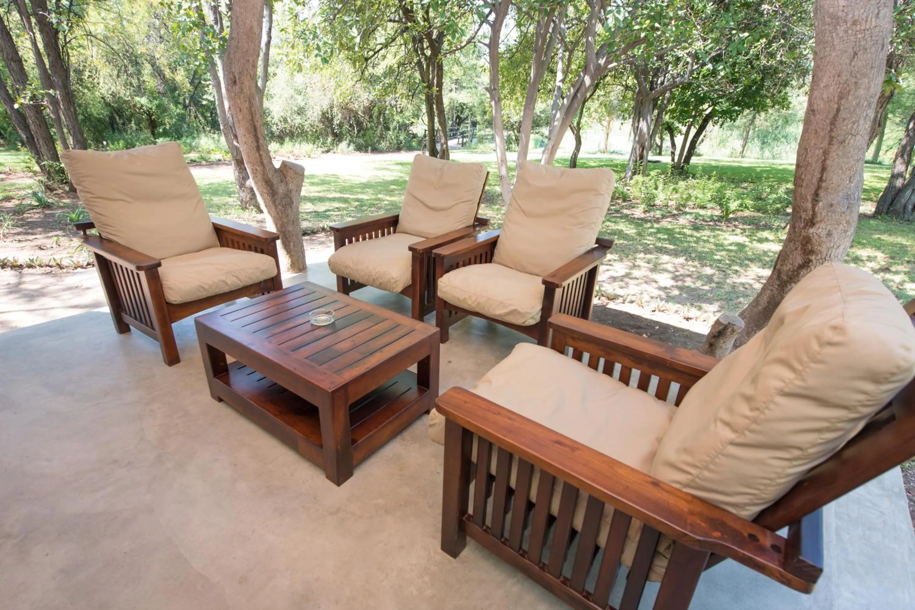 Patio in Sefapane Lodge and Safaris