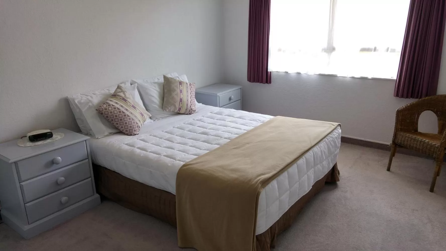 Day, Bed in Hobson's Choice Motel