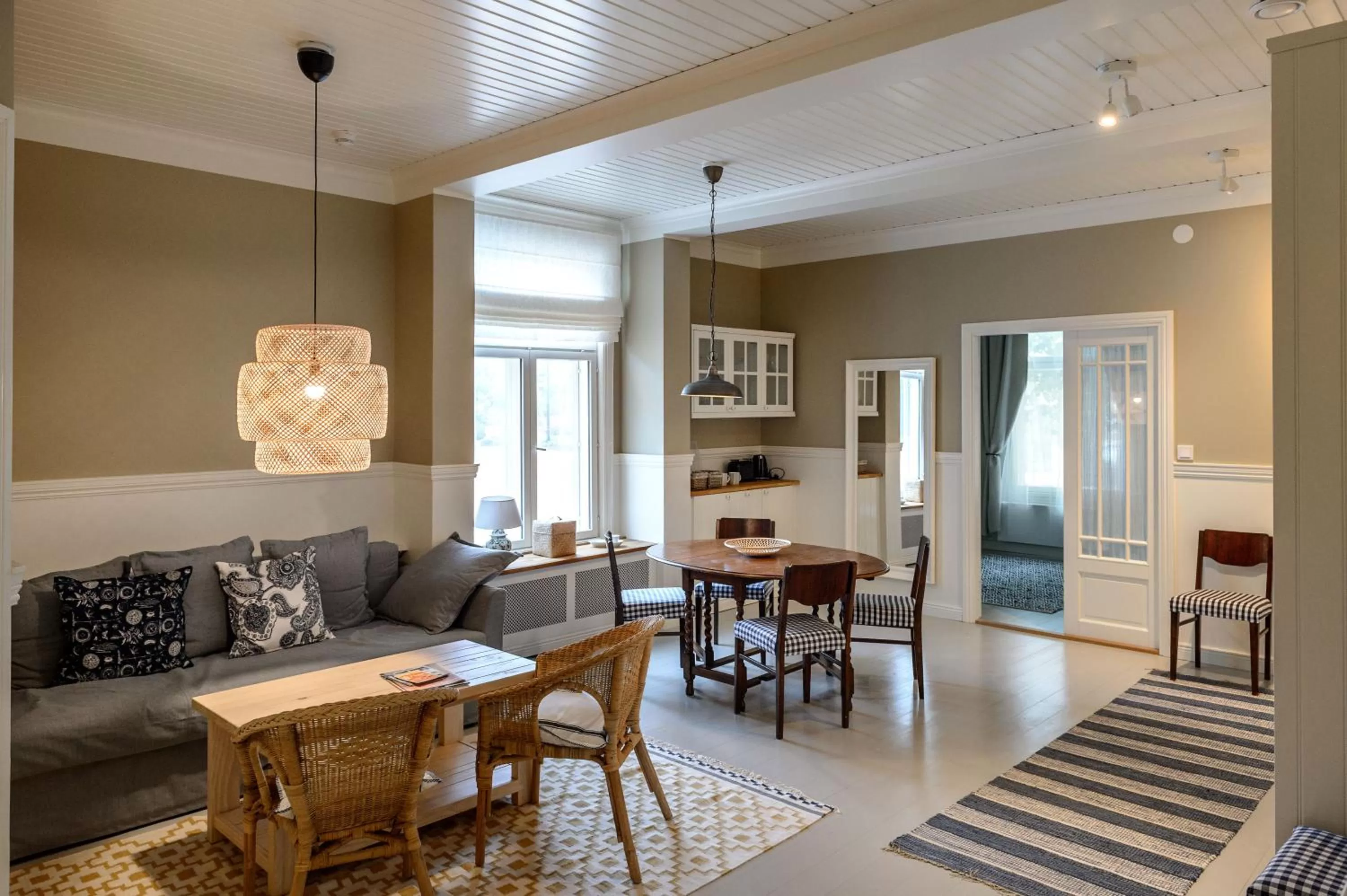 Bed, Seating Area in Hotel Bulevard